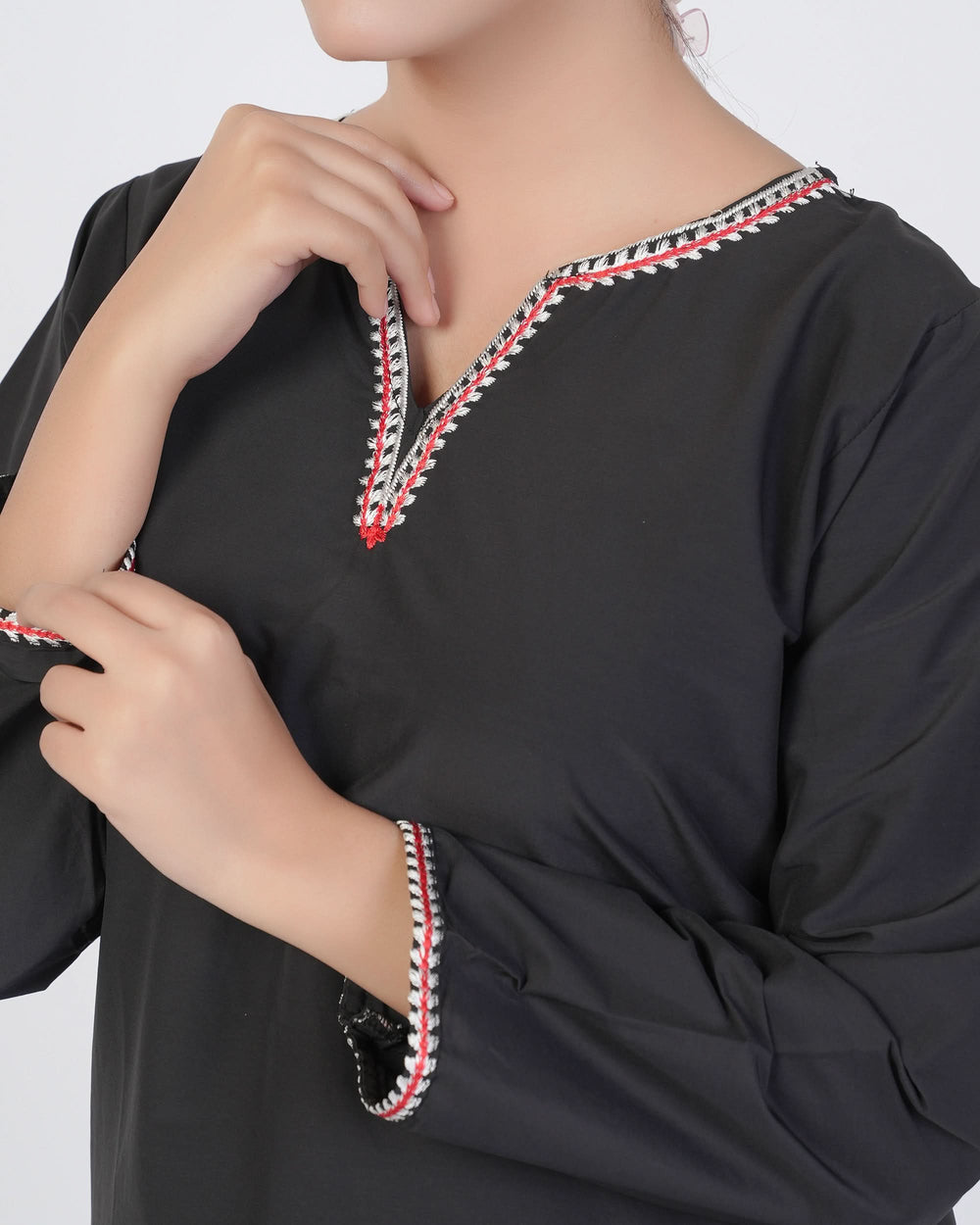 Valuables Women Embroidered Western Top