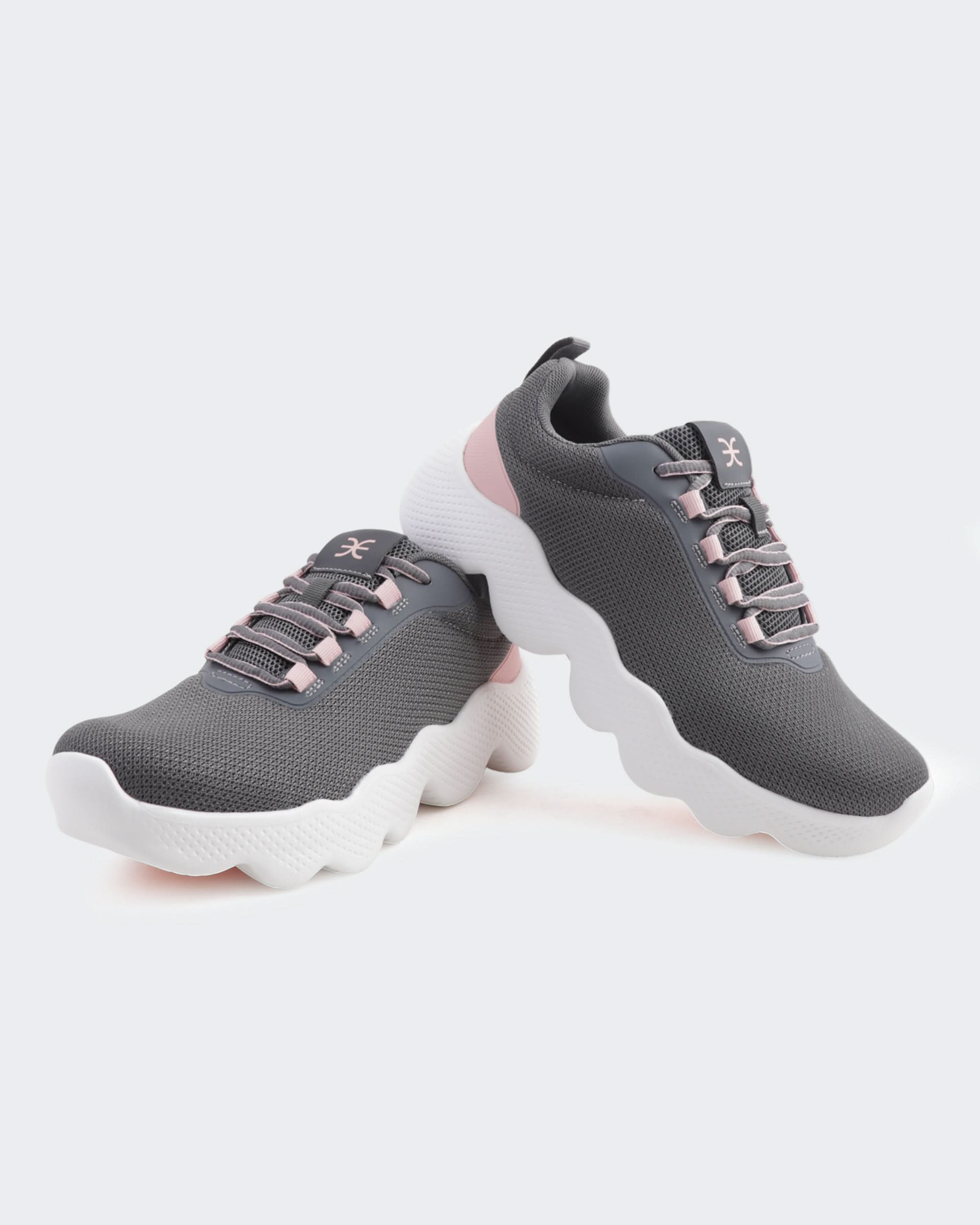 Eminent Women’s Joggers