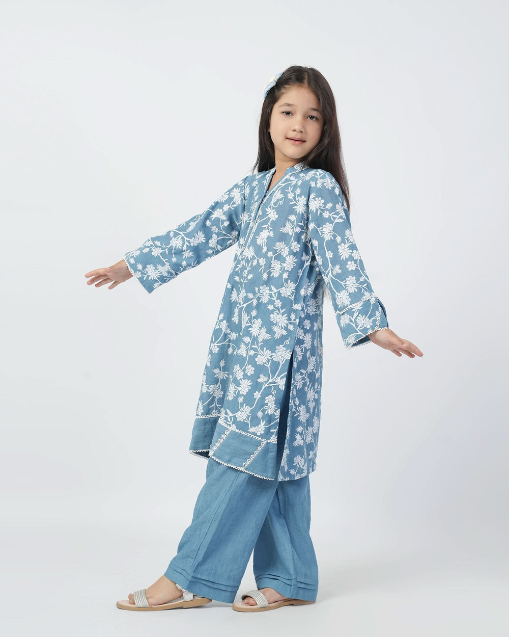 Eminent Girls Shalwar Suit