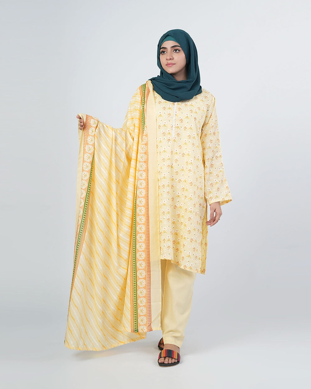 Valuables Women's Printed 3Pcs Suit