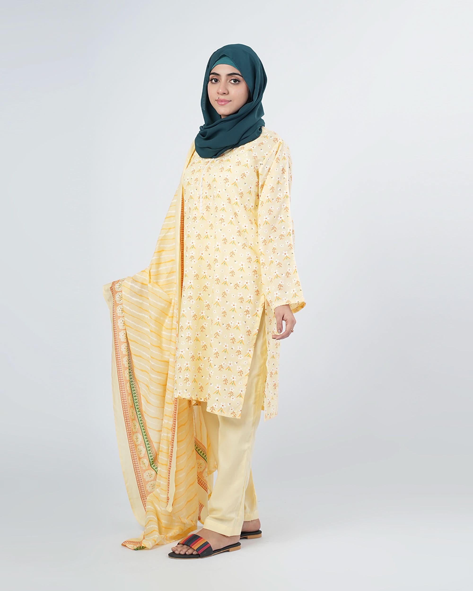 Valuables Women's Printed 3Pcs Suit