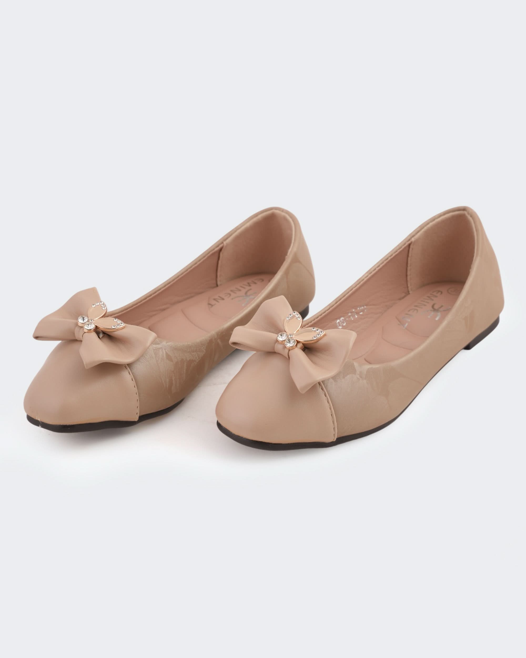 Eminent Girls Pumps