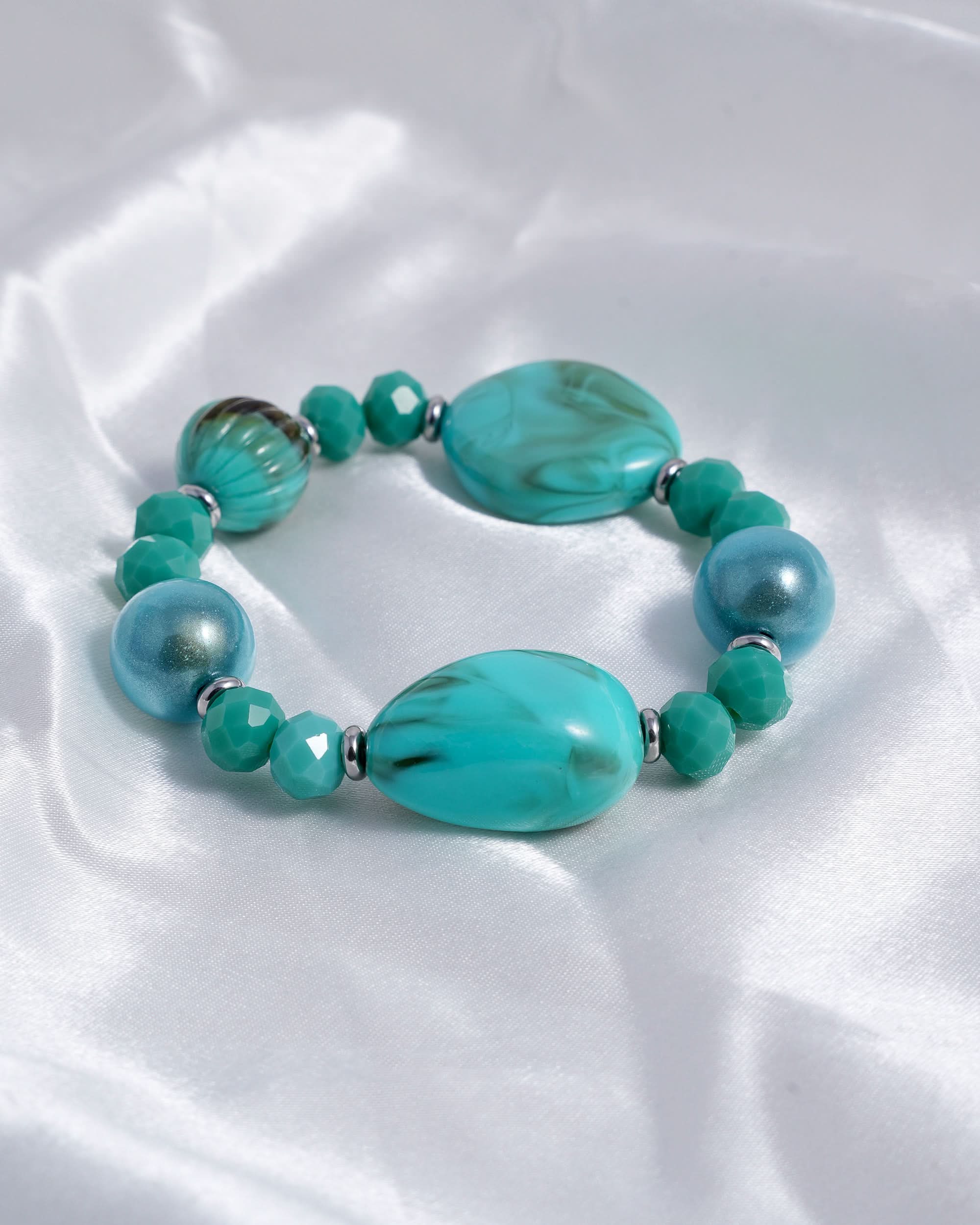 Eminent Women’s Multicolor Beaded Bracelet