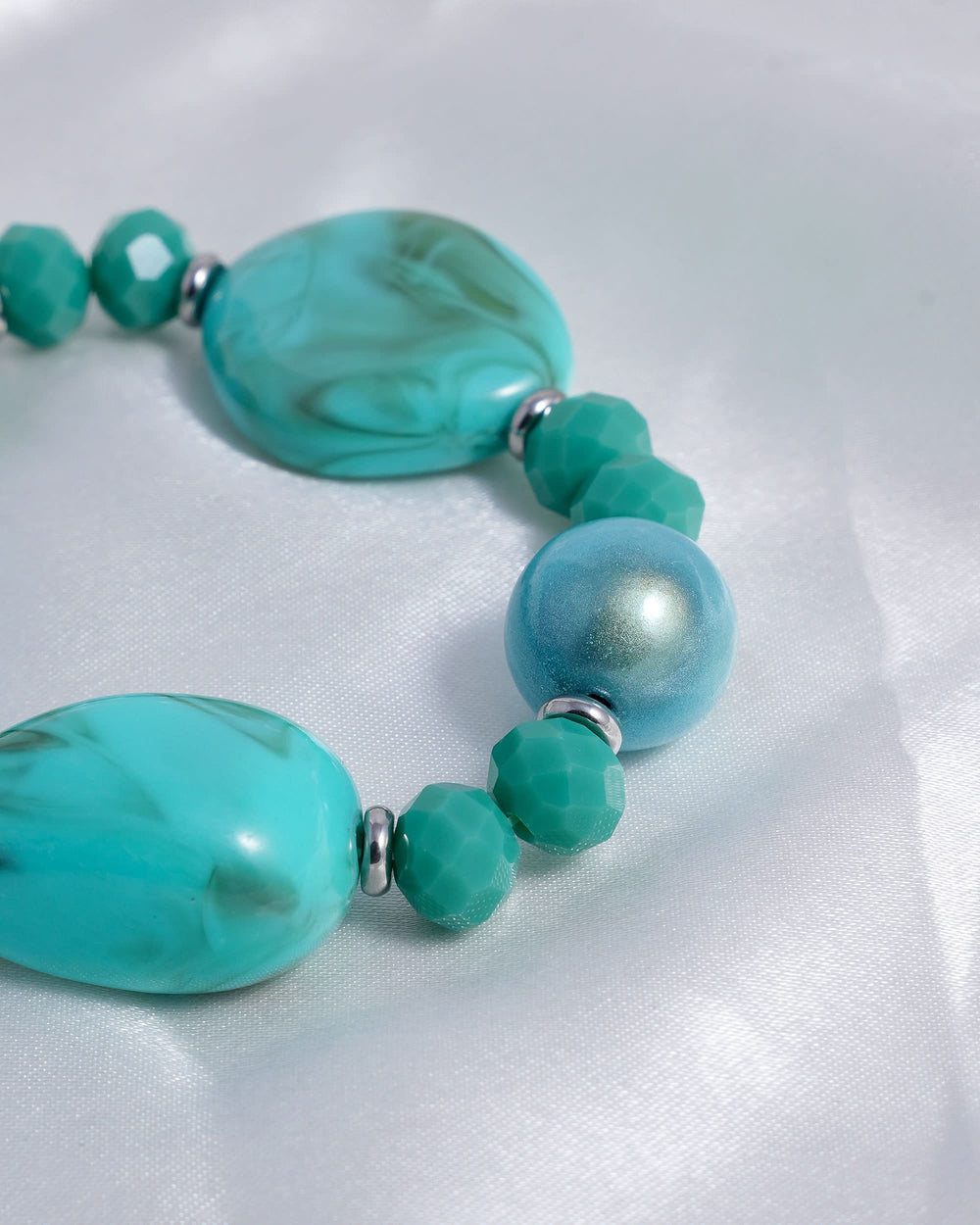 Eminent Women’s Multicolor Beaded Bracelet