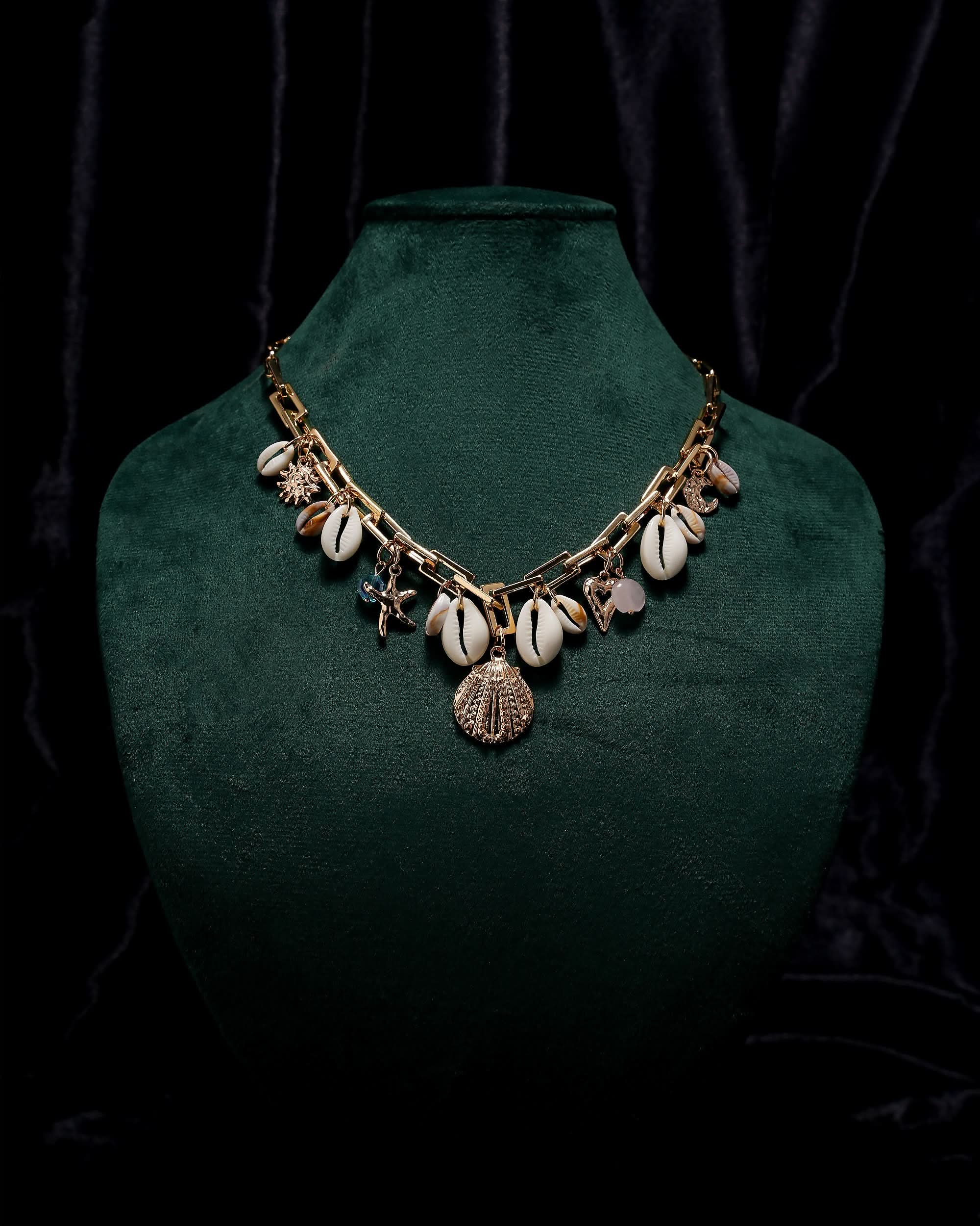 Eminent Golden Shell Charm Necklace – Girls Elegant Jewelry