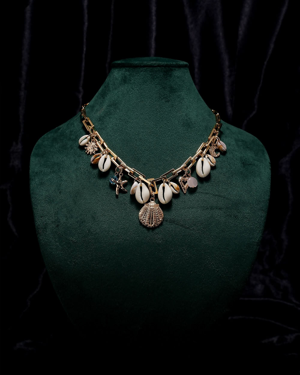 Eminent Golden Shell Charm Necklace – Girls Elegant Jewelry