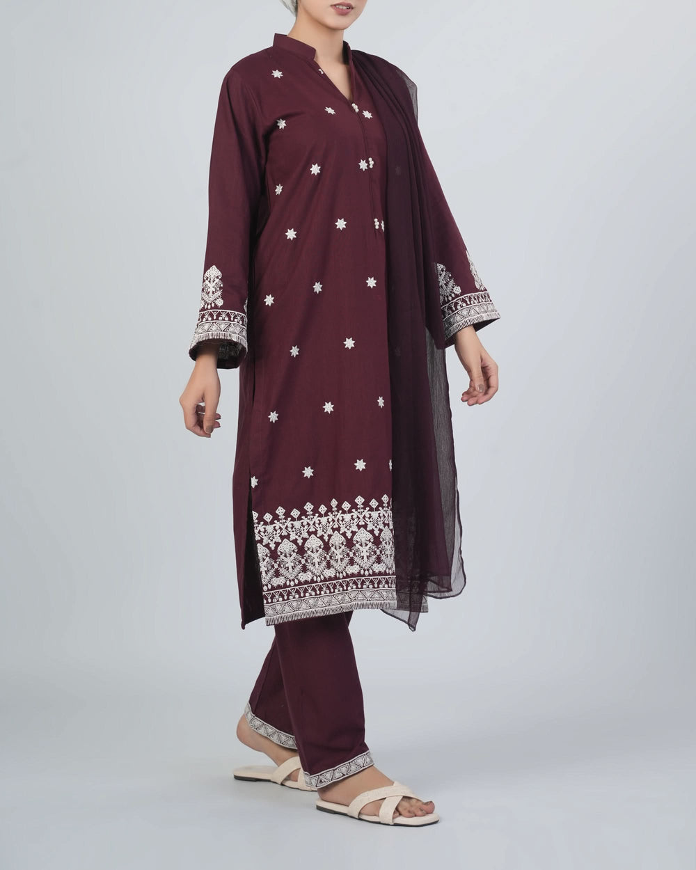 Women's Khaddar Embroidered 3Pcs Suit