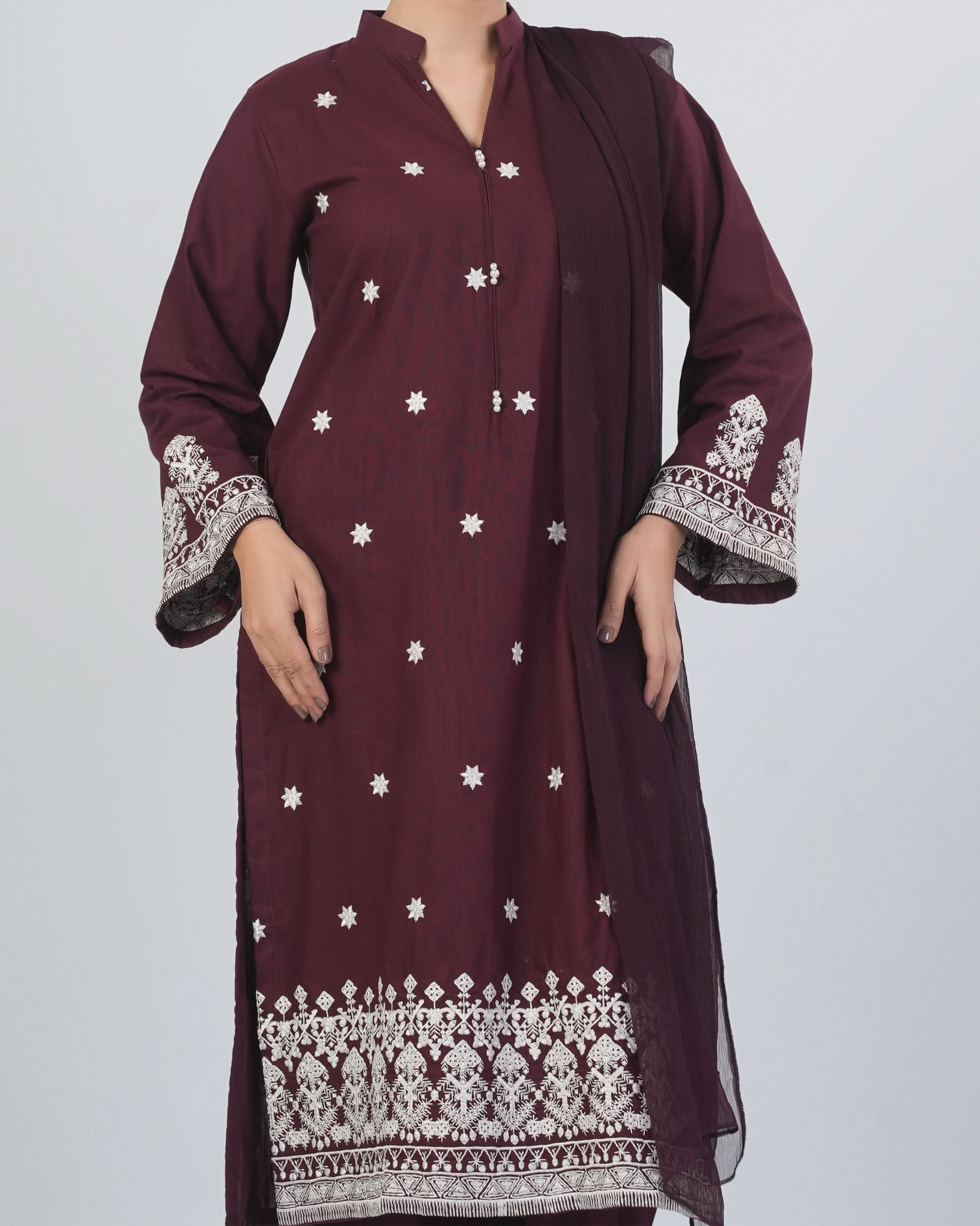 Women's Khaddar Embroidered 3Pcs Suit
