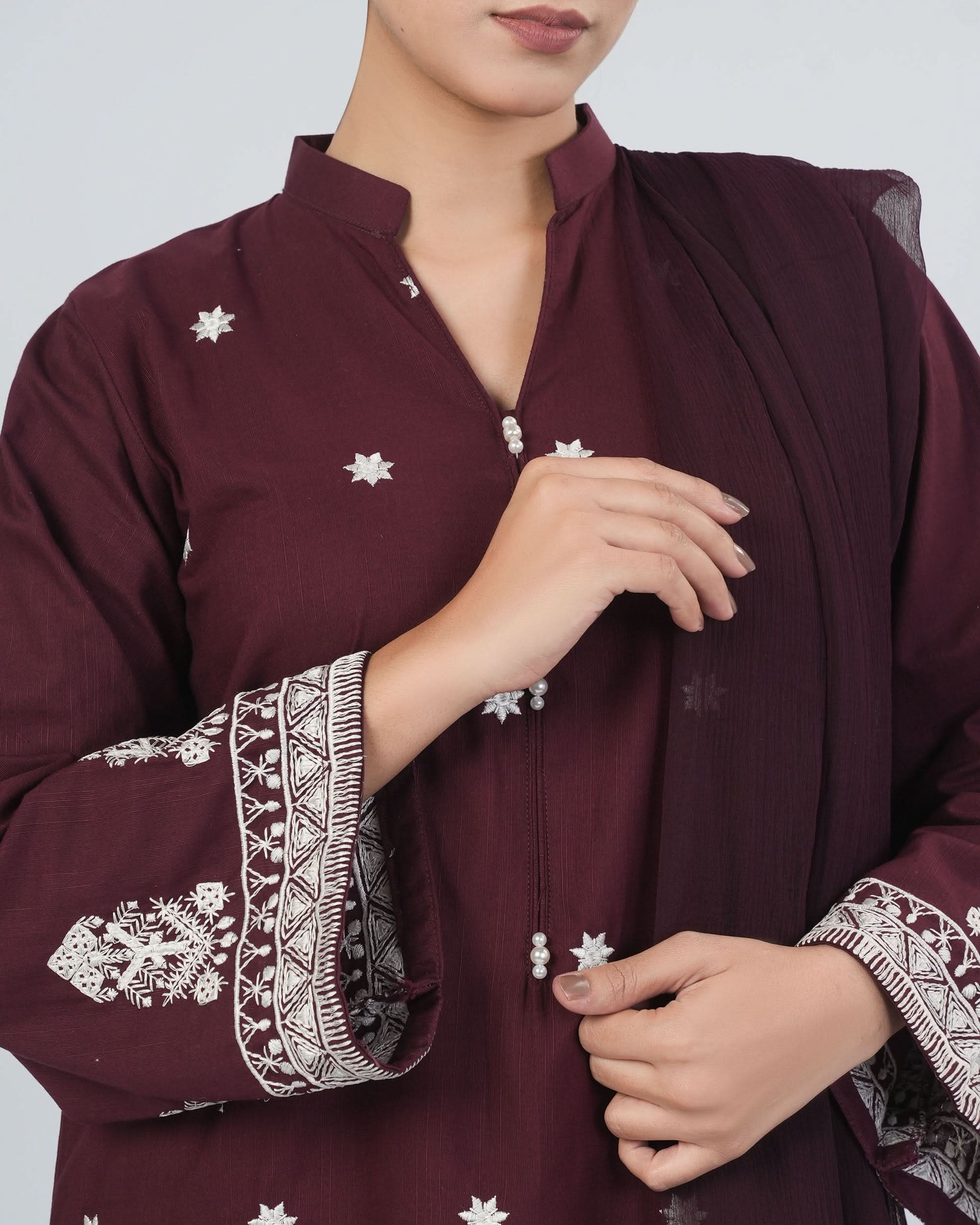 Women's Khaddar Embroidered 3Pcs Suit