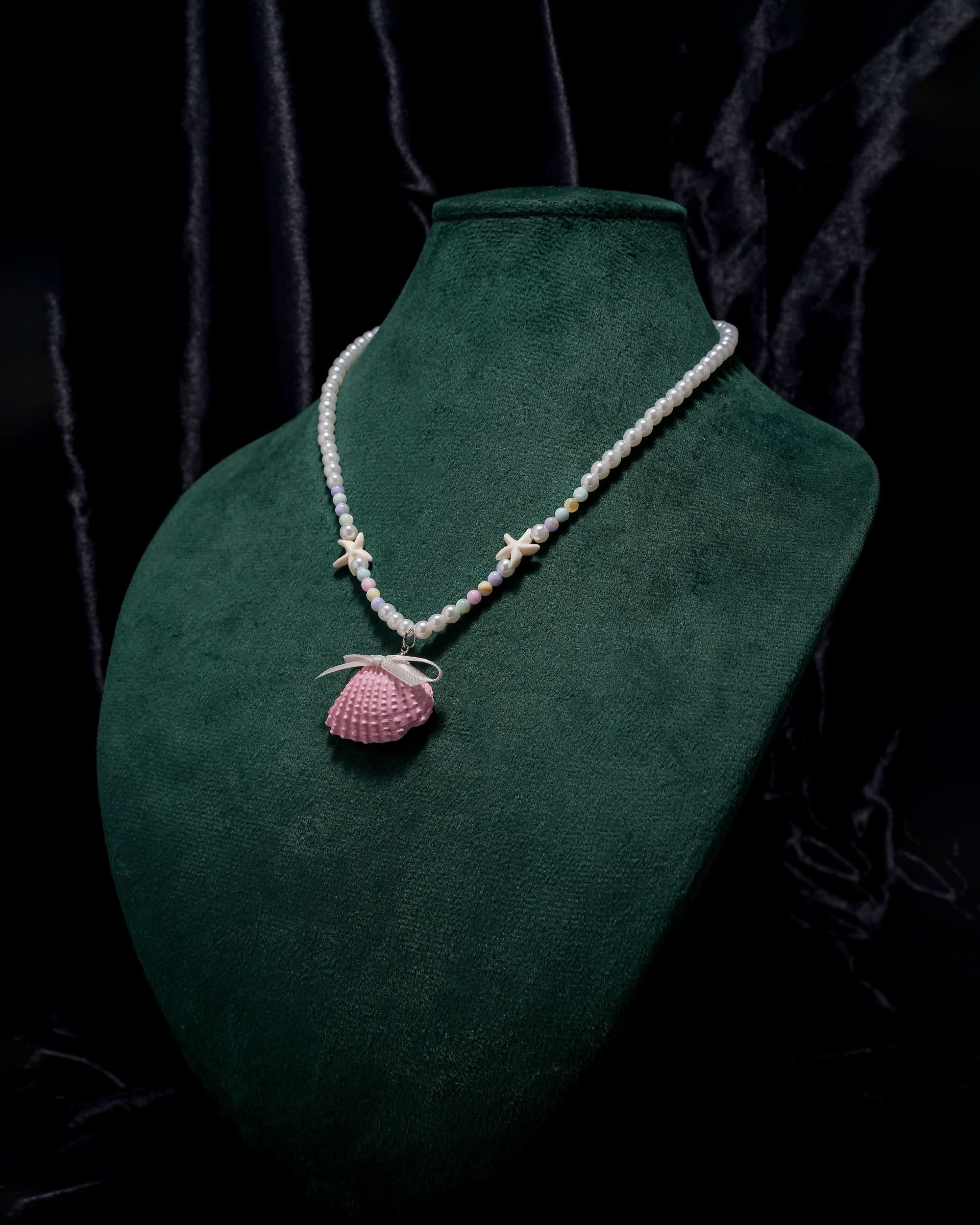 Eminent Pearl Glow Layered Necklace