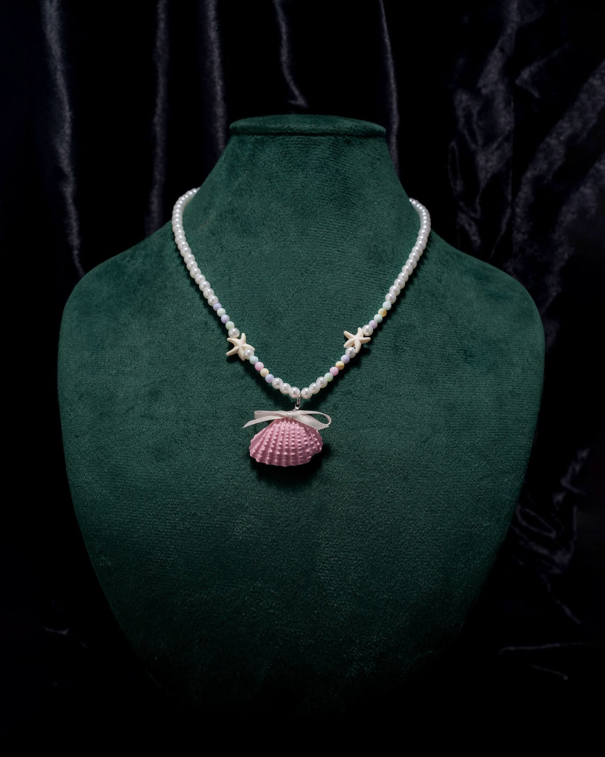 Eminent Pearl Glow Layered Necklace