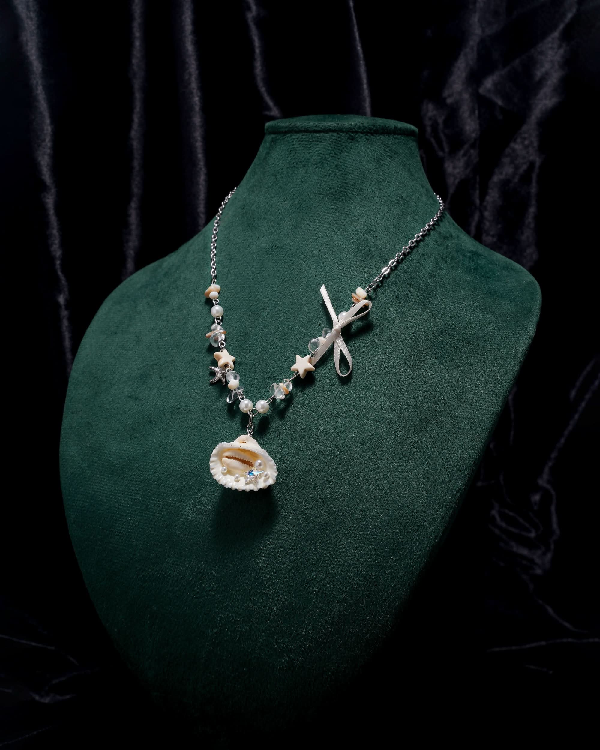 Eminent Twinkle Charm Chain Necklace