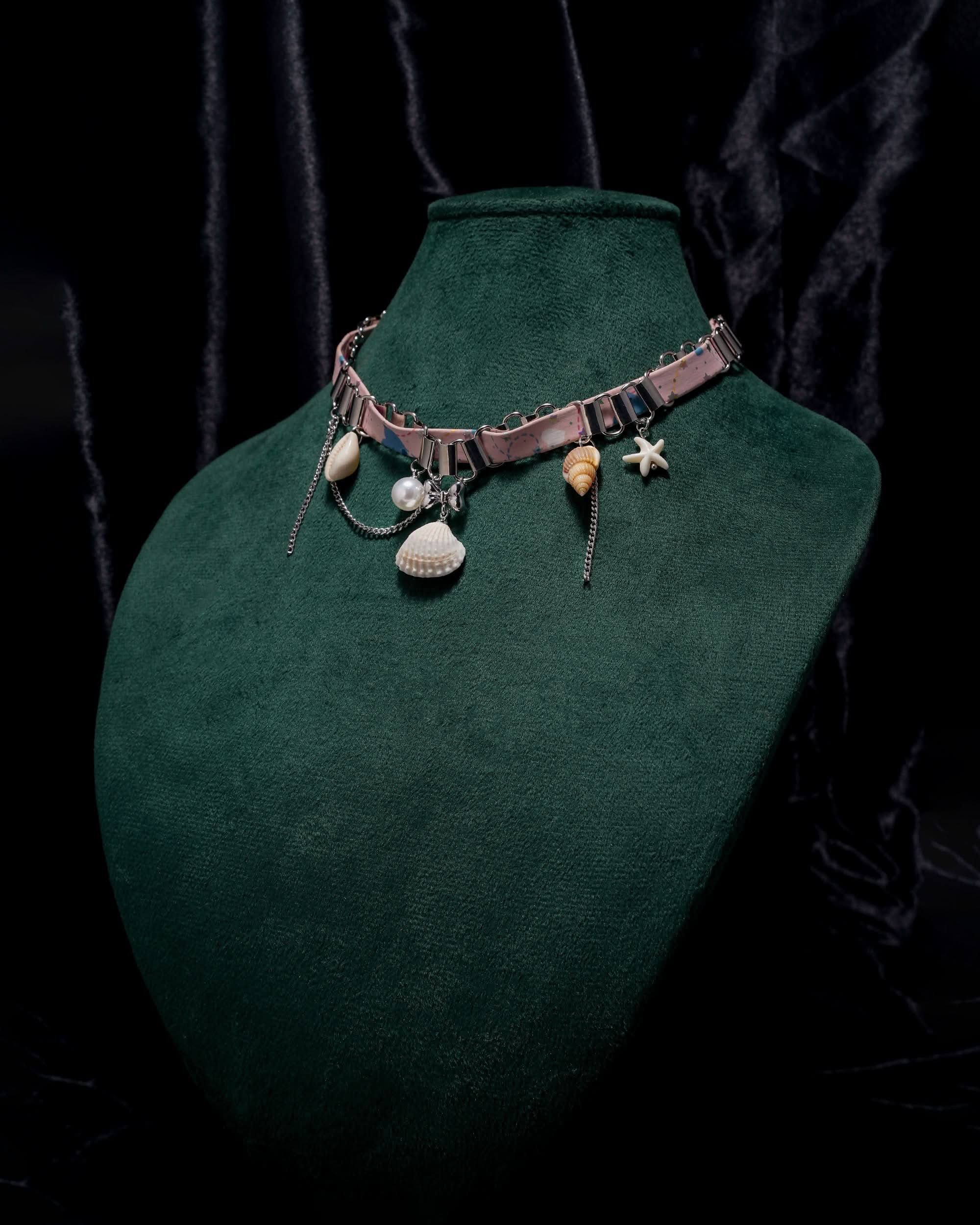 Eminent Girls Neck Band