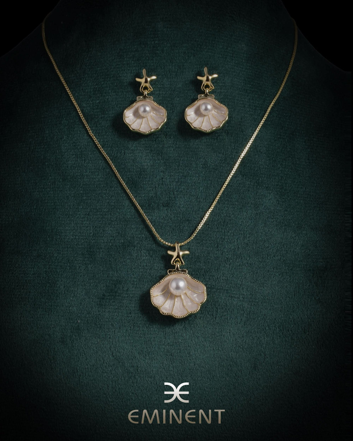 Eminent Pearl Blossom Necklace Set
