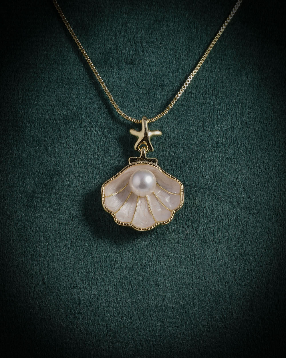 Eminent Pearl Blossom Necklace Set