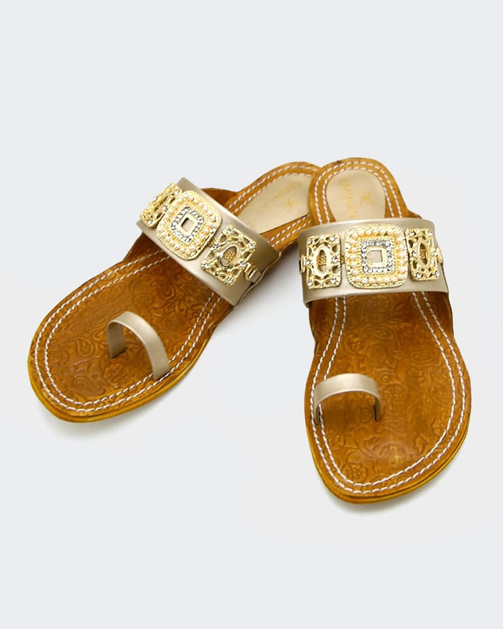 Eminent Women's Leather Kolhapuri