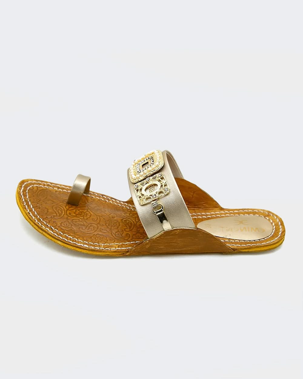 Eminent Women's Leather Kolhapuri