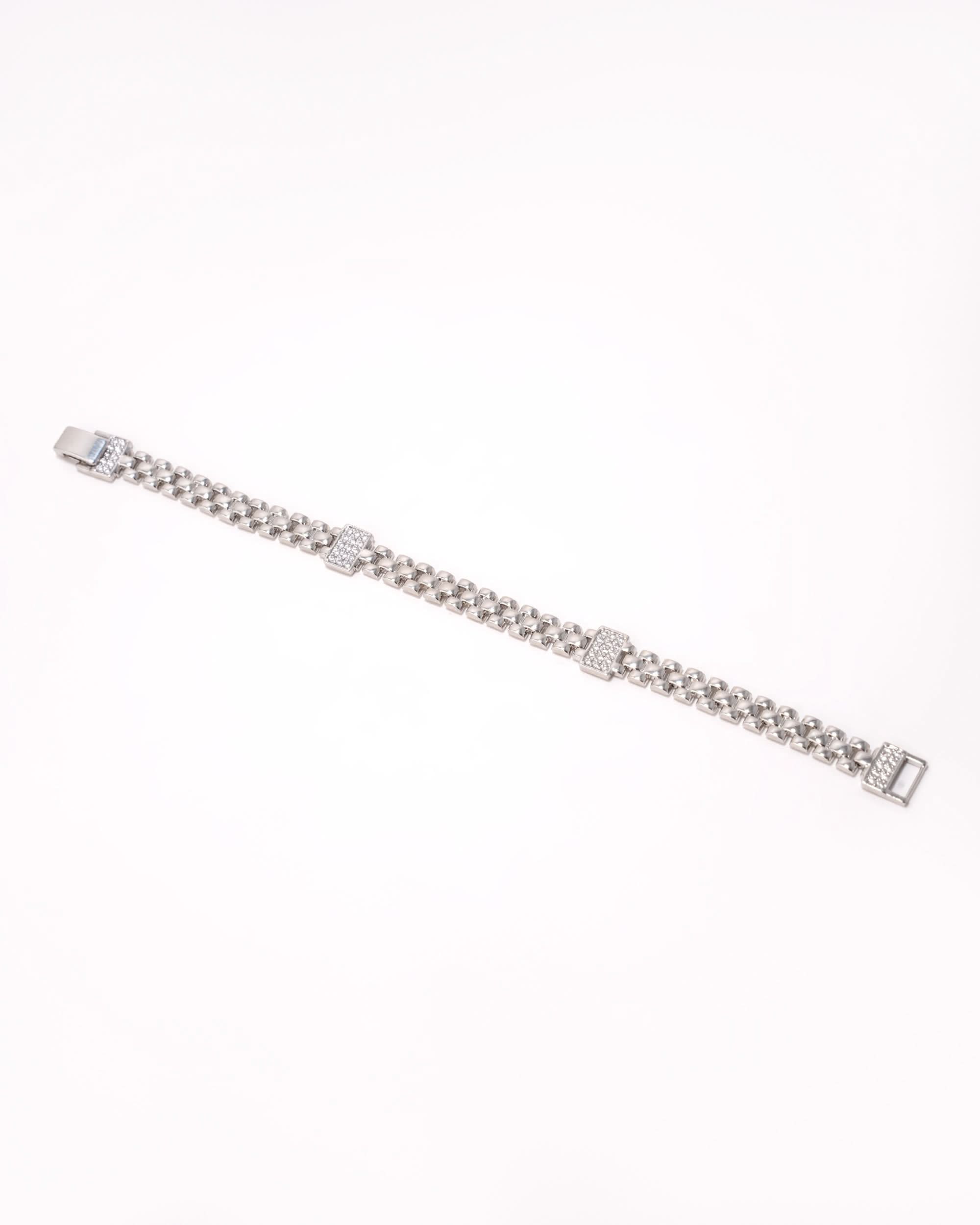 Eminent Women’s Textured Link Bracelet