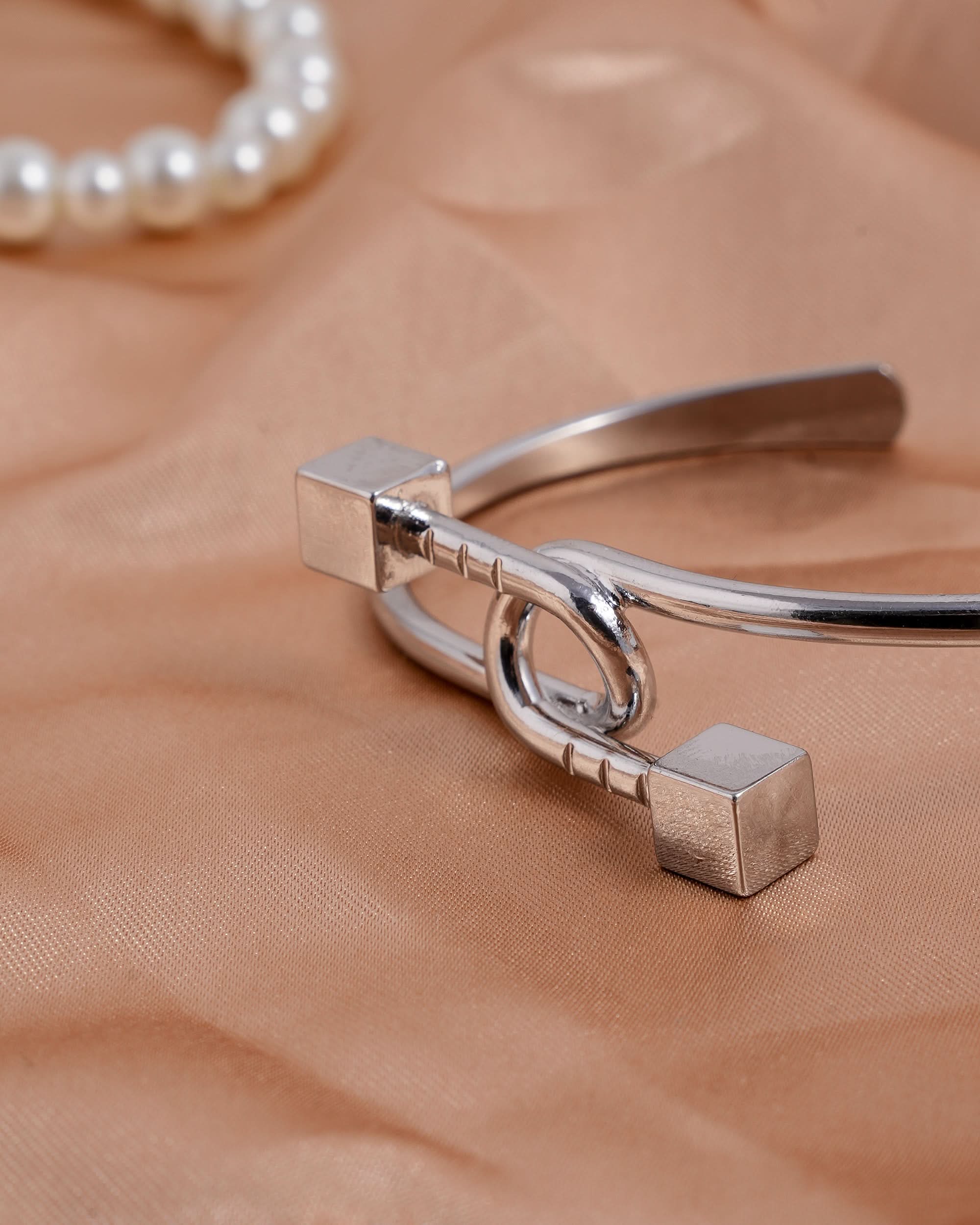Eminent Women's Kara - Silver