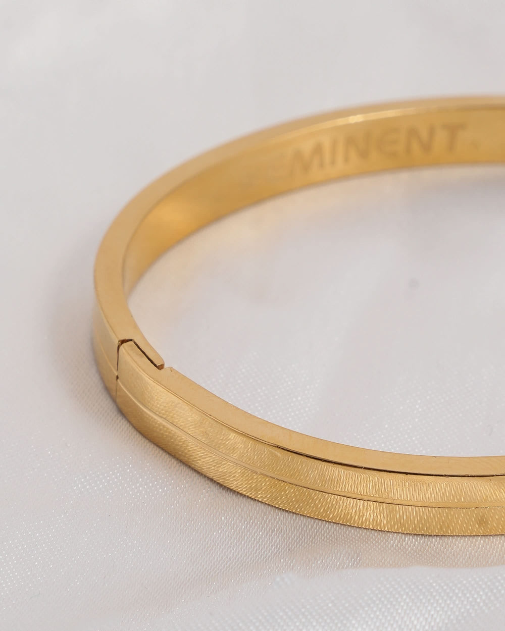 Eminent Women's Bracelet - Golden