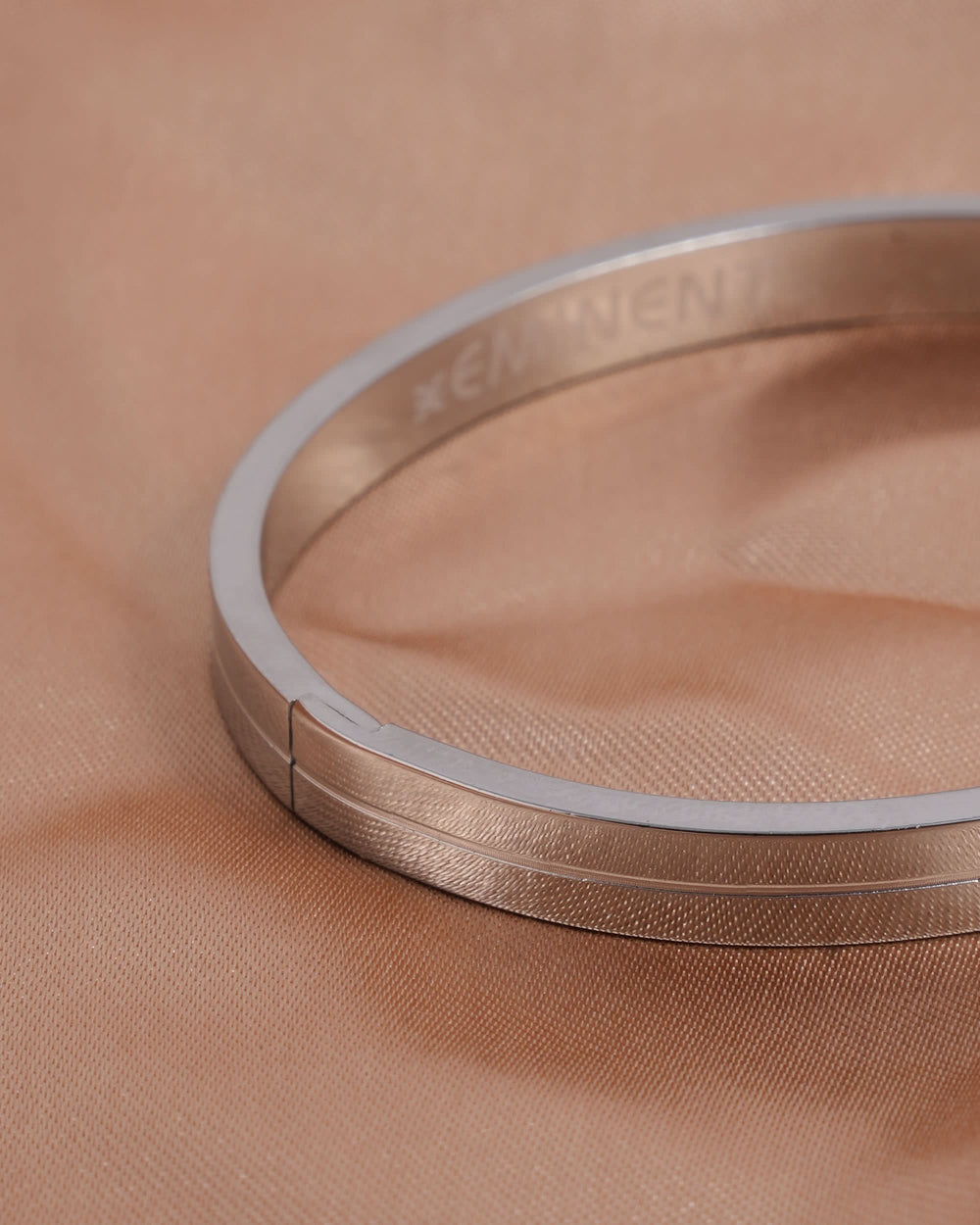 Eminent Women's Bracelet - Silver