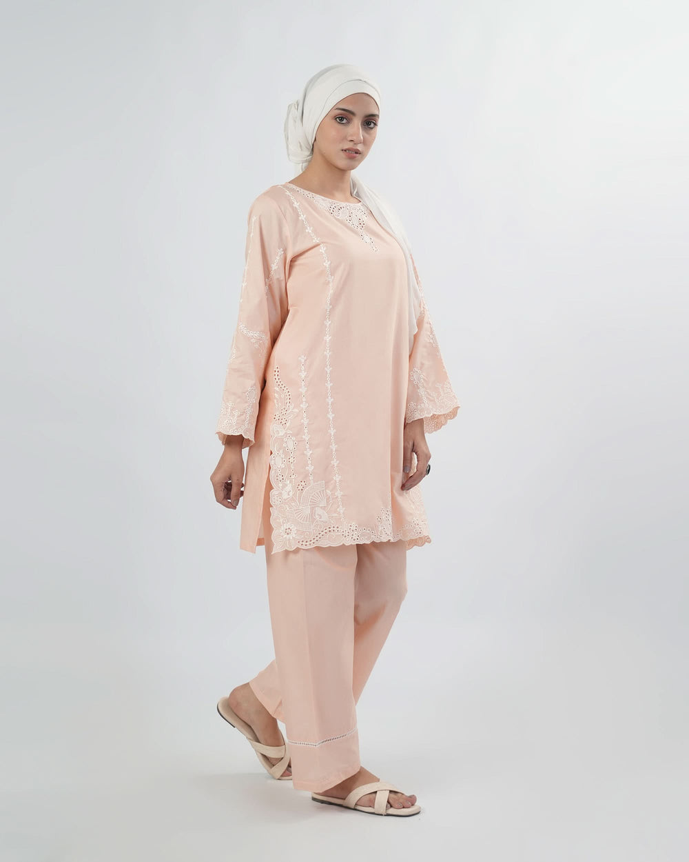 Valuables Women’s Embroidered 3 Pcs Suit