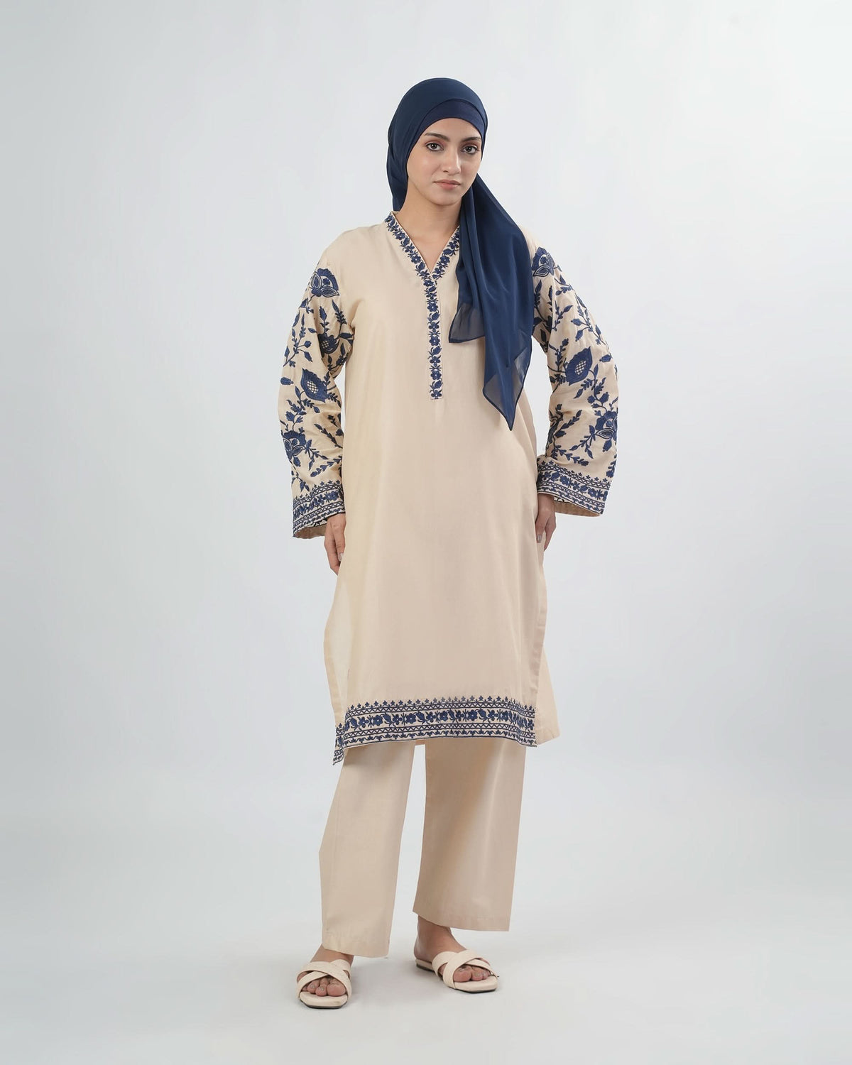 Valuables Women’s Embroidered 3 Pcs Suit