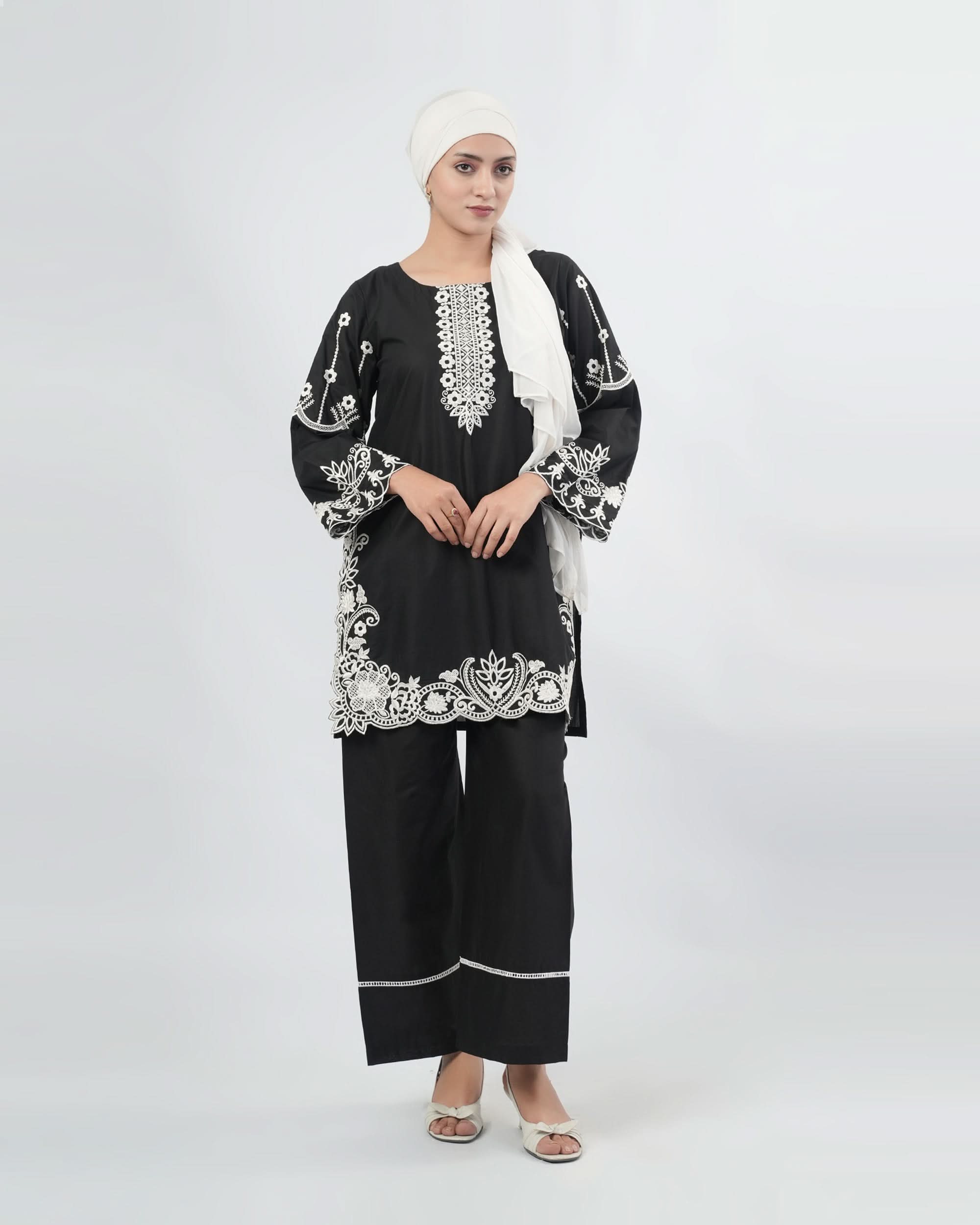 Valuable Women's Embroiderd 2Pcs Suit