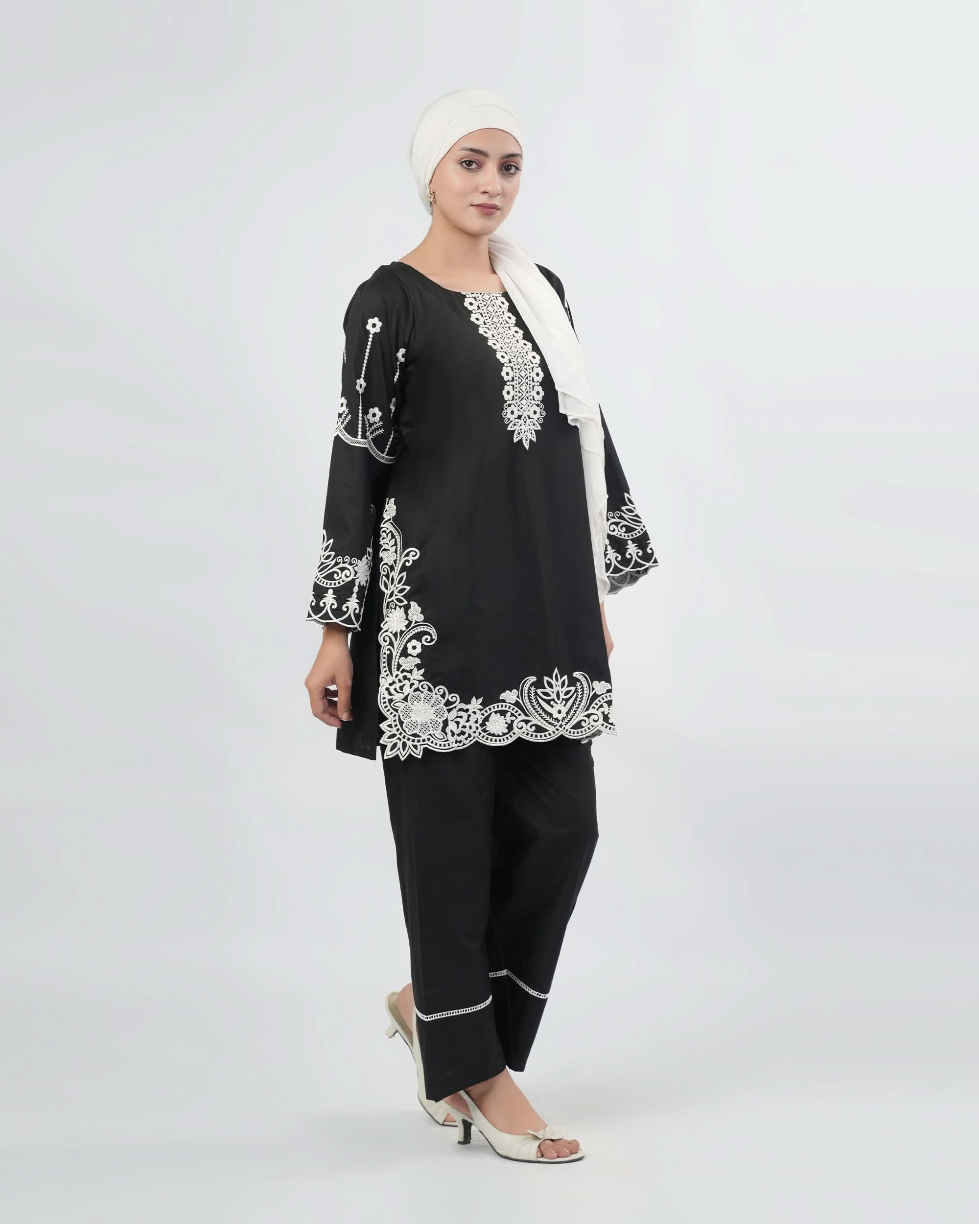 Valuable Women's Embroiderd 2Pcs Suit