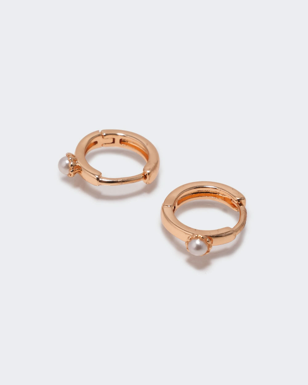 Eminent Women's Ear Bali - Golden
