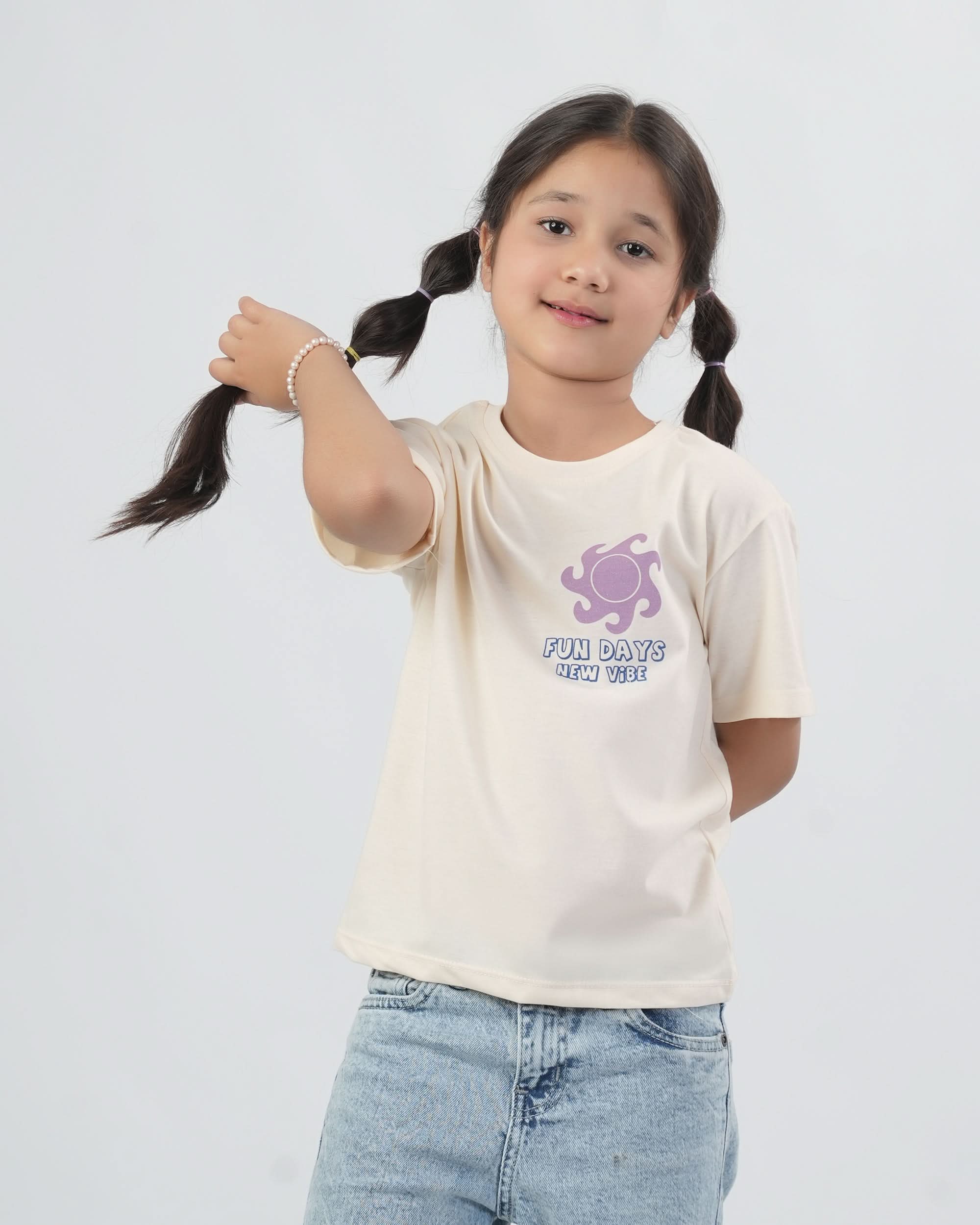 Valuables Girls Half Sleeves T-Shirt