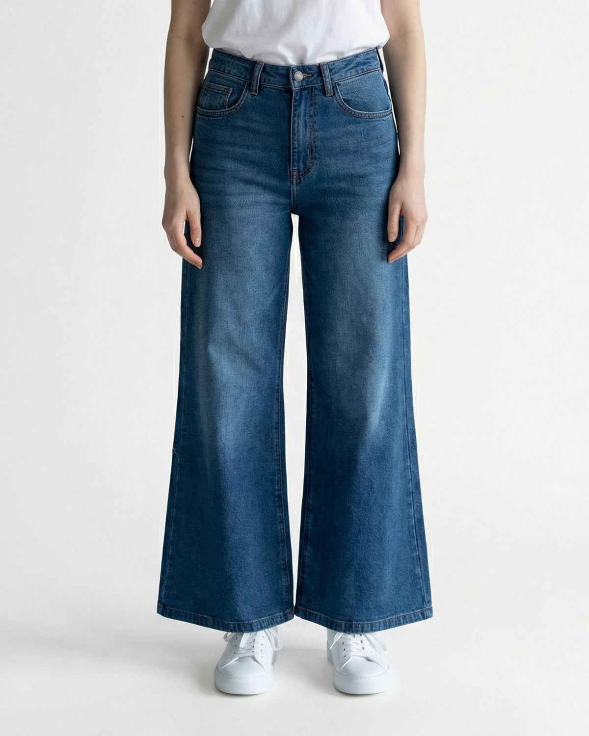 Women’s Flared Denim Pant