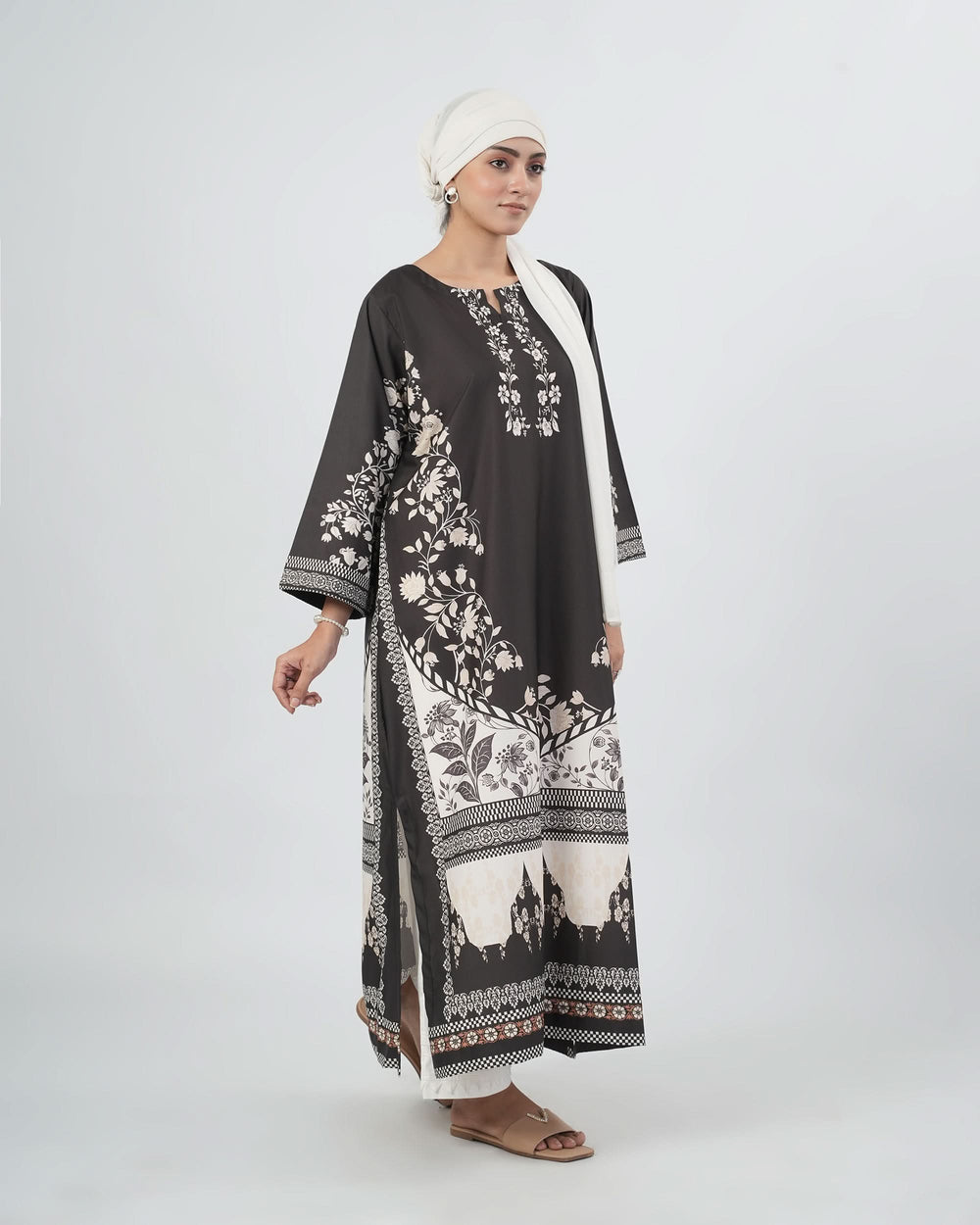 Valuables Women Silk Printed Kaftan