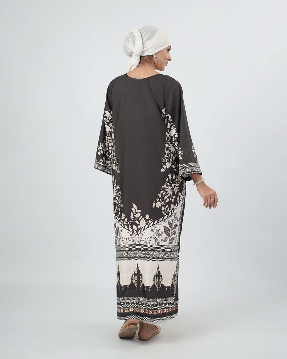 Valuables Women Silk Printed Kaftan