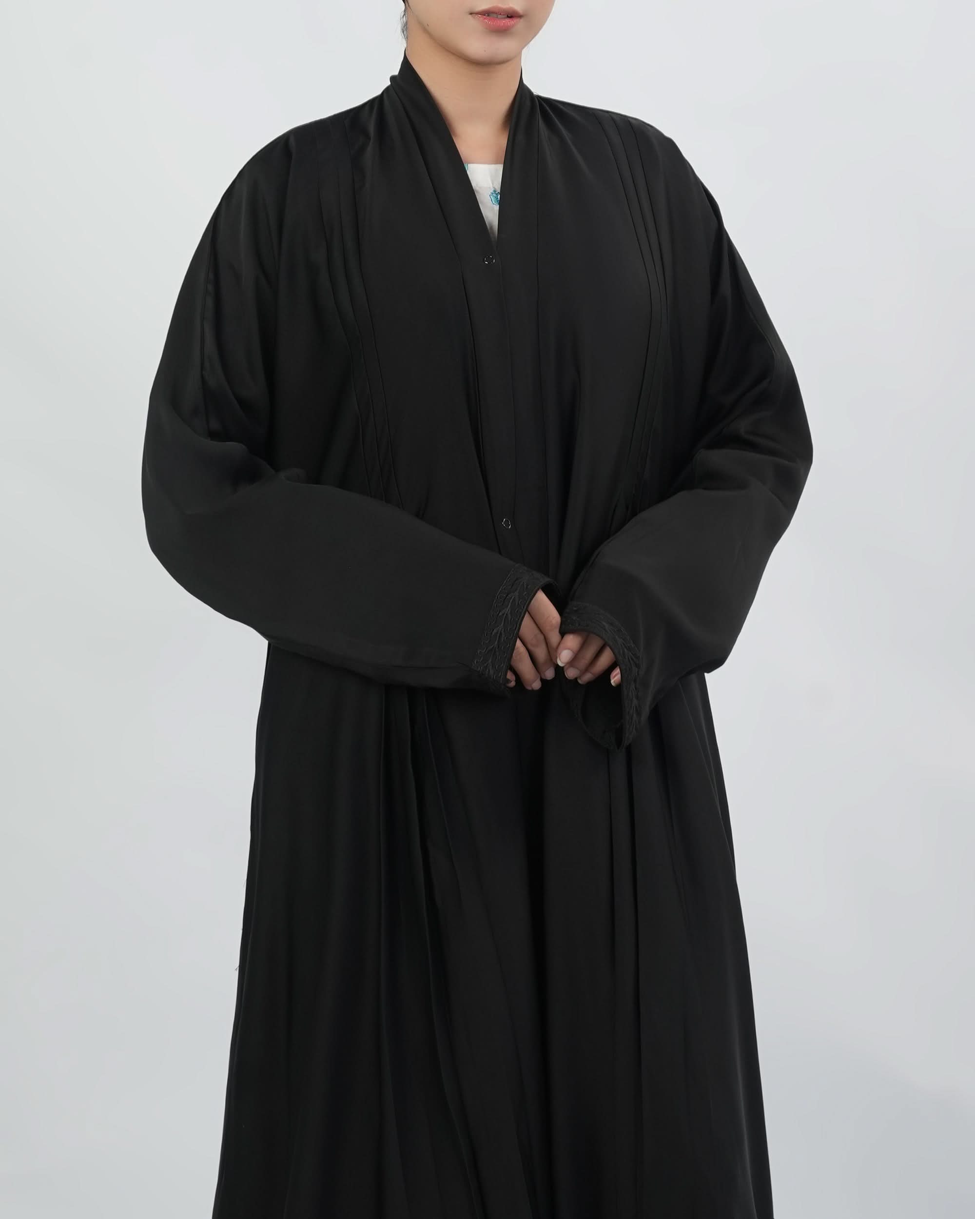 Eminent Women's Abaya