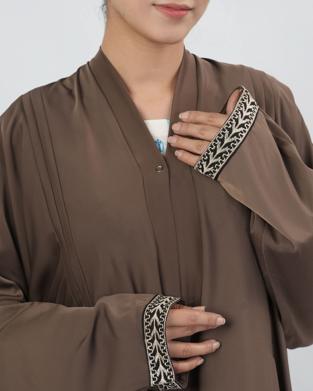 Eminent Women's Abaya