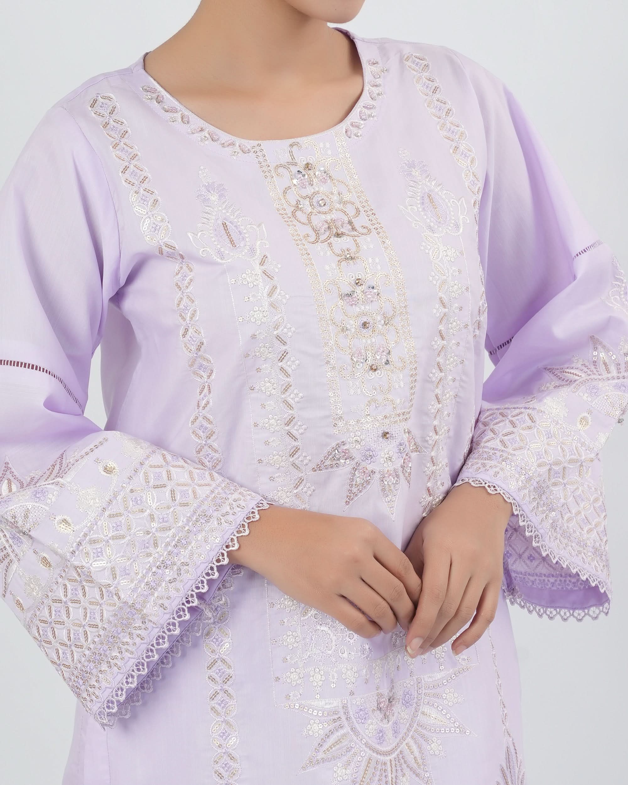 Valuables Women Embroidered 2PCS Suit
