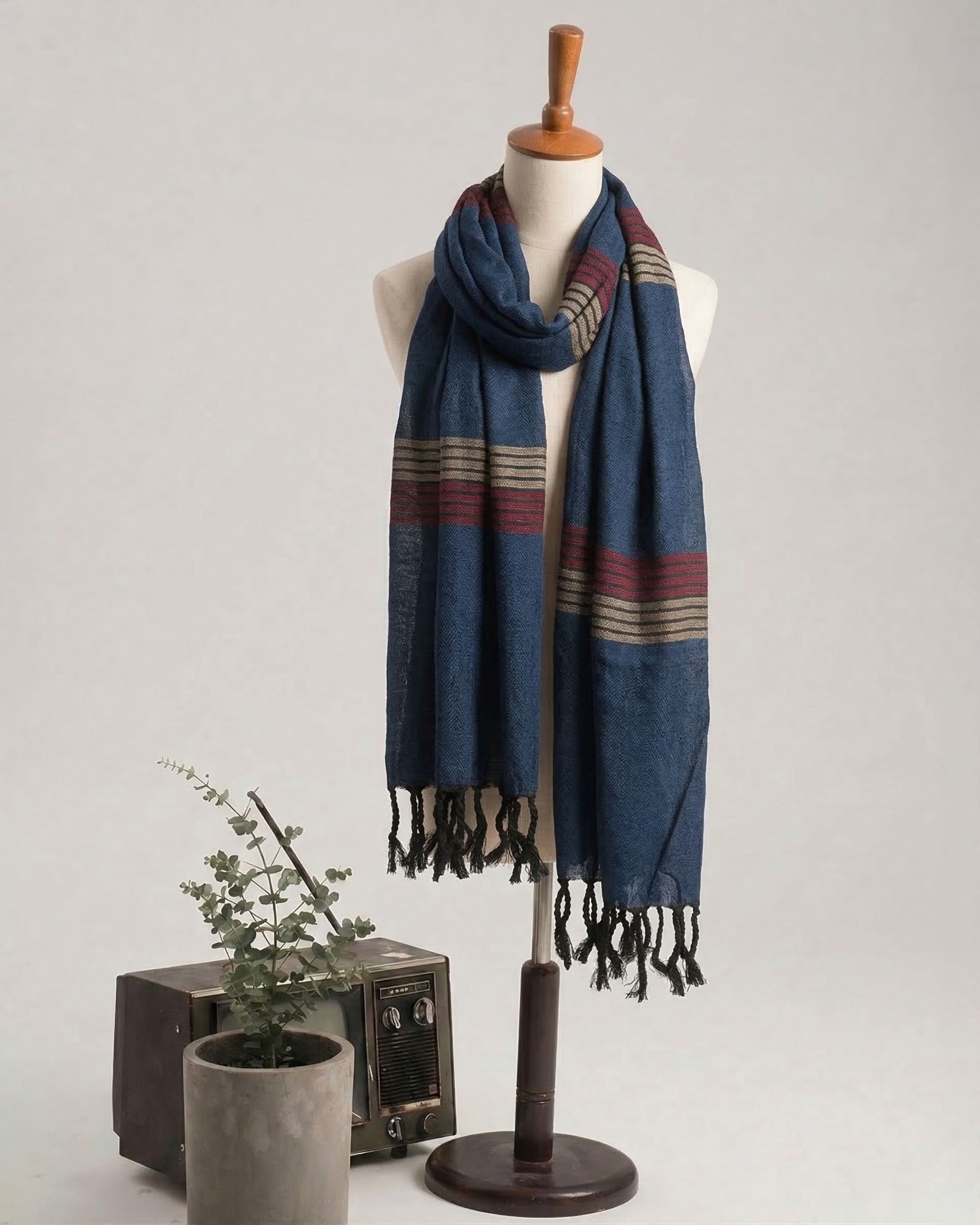 Eminent Women's Scarf