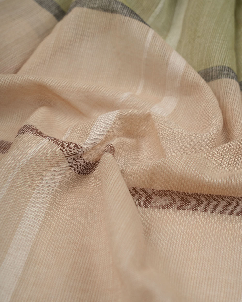 Eminent Women's Scarf