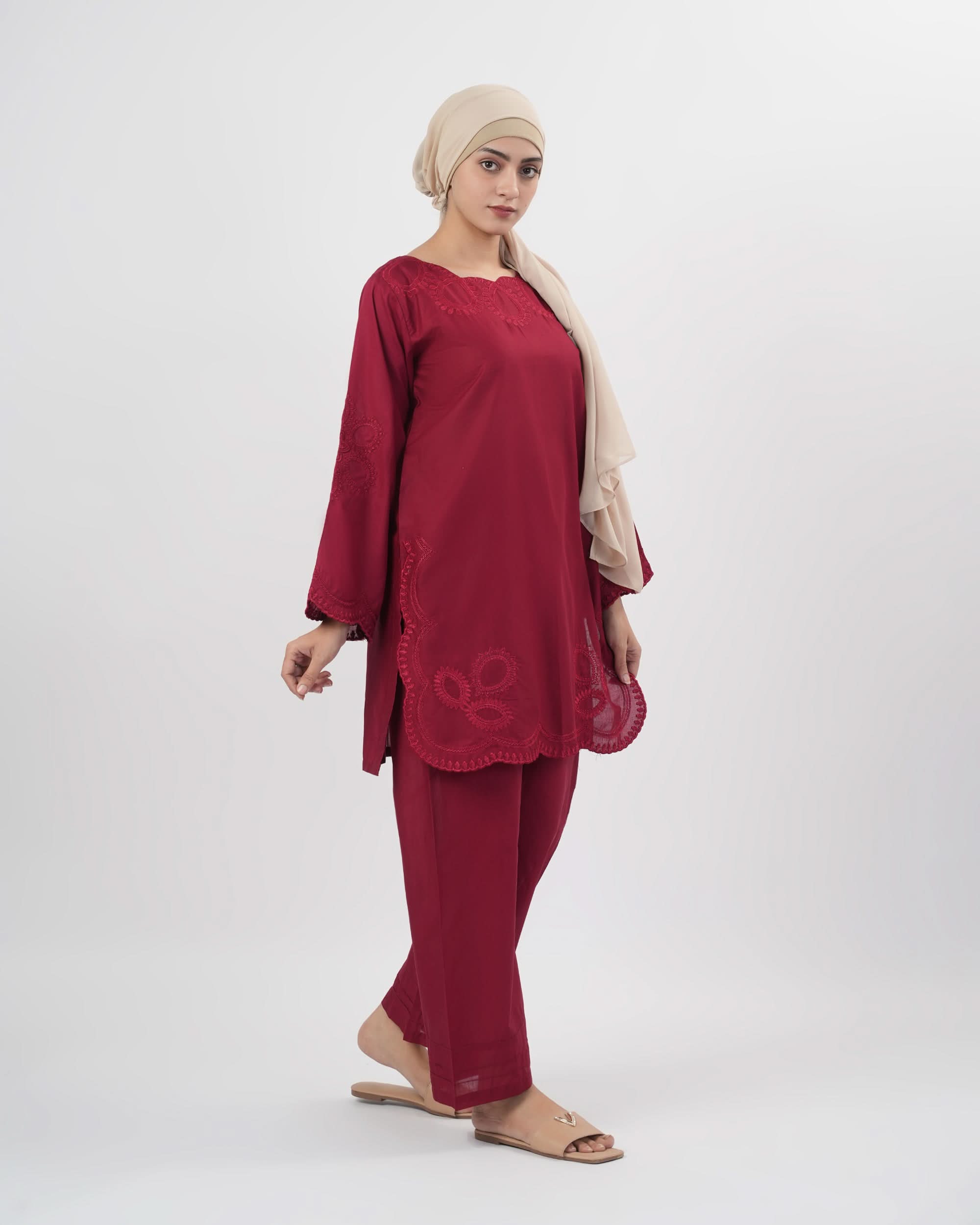 Valuables Women’s Embroidered 2Pcs Suit