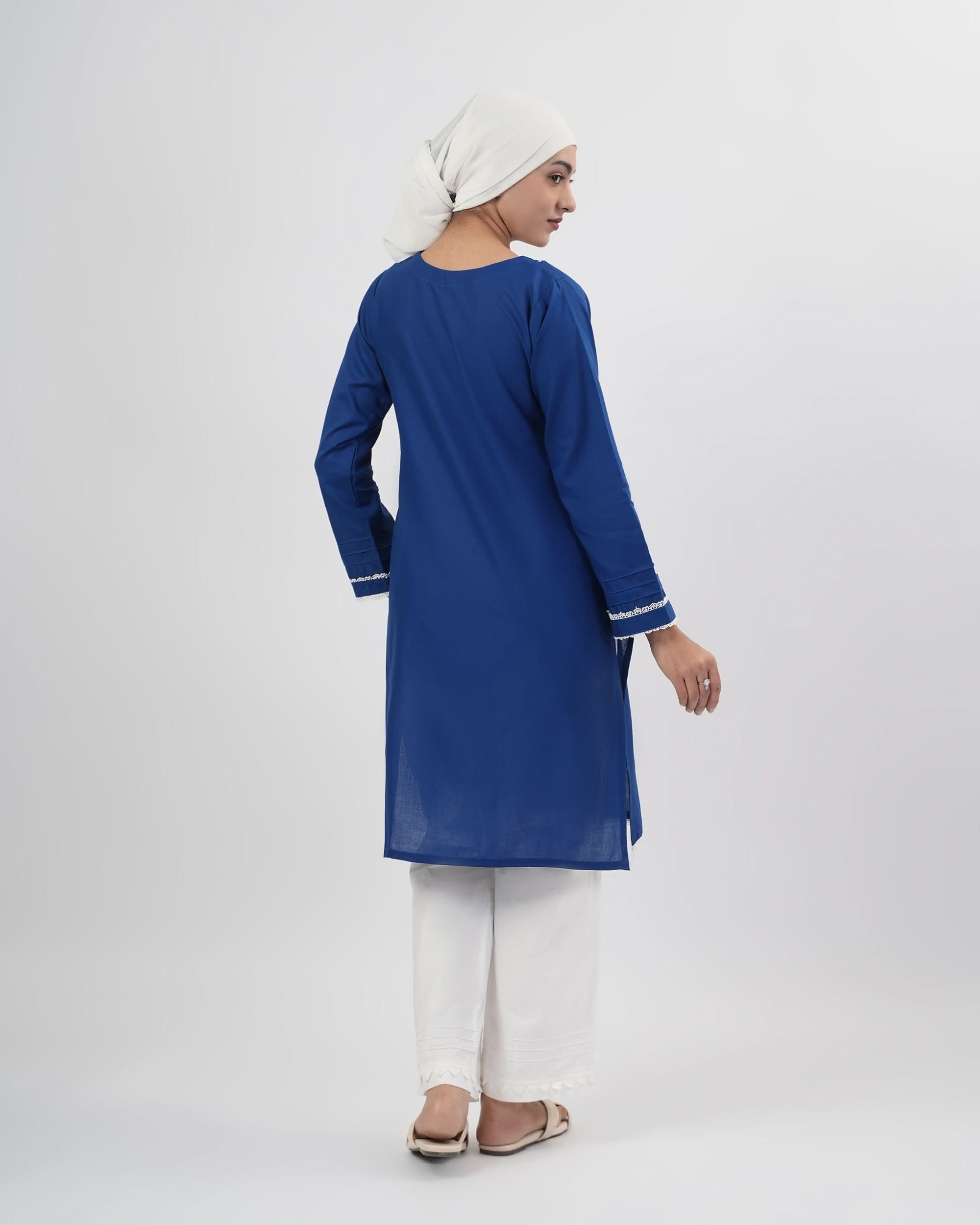 Valuables Women Embroidered Kurti