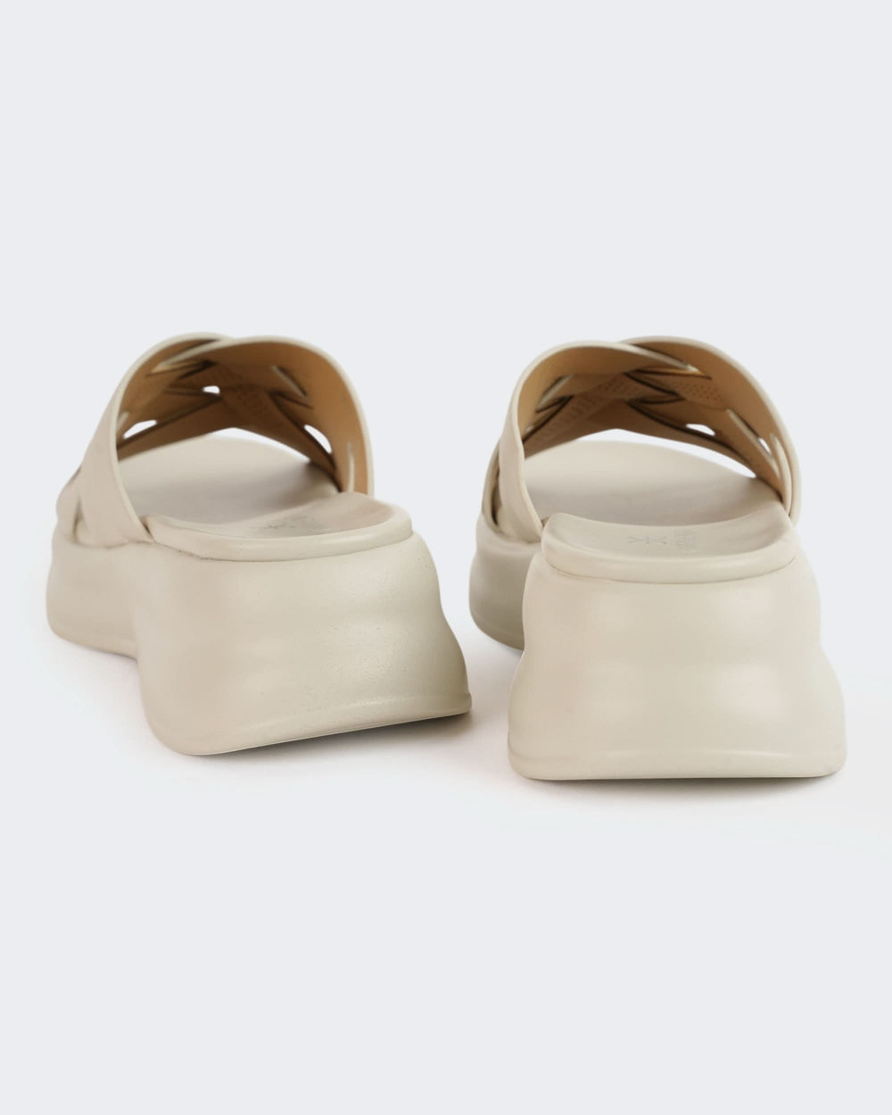 Eminent Women’s Softy