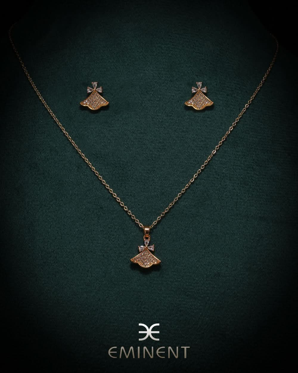 Eminent Locket Set