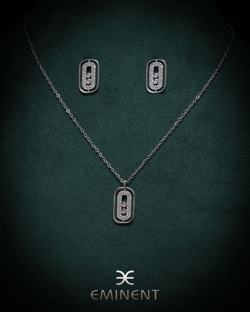 Eminent Locket Set