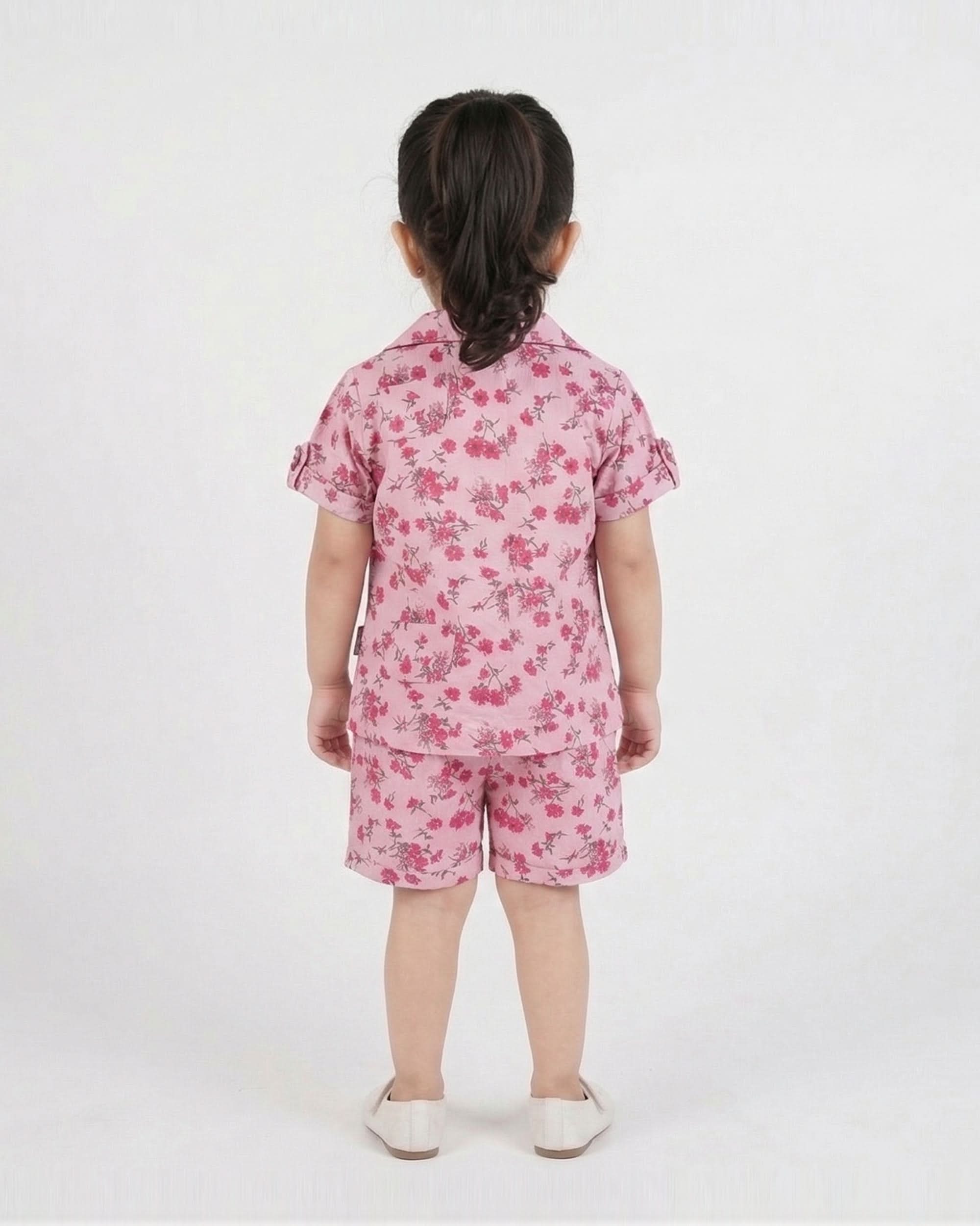 Girl’s Half Sleeves Suit