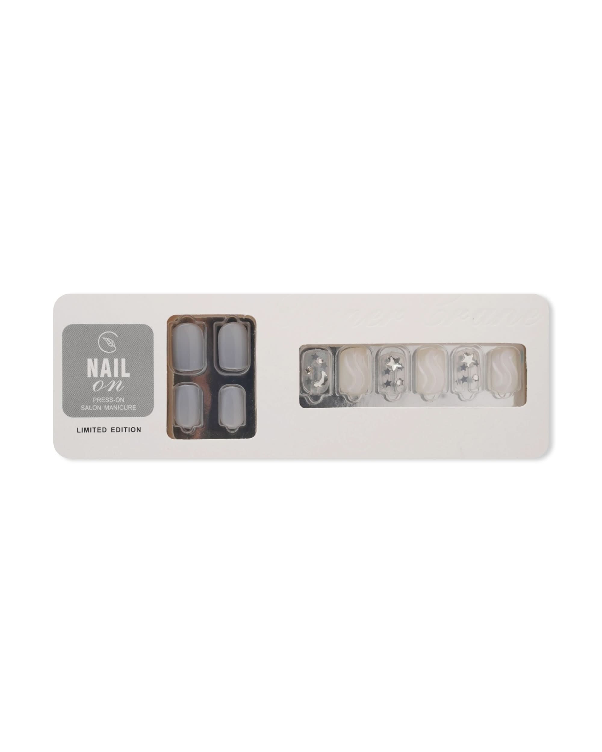 Artificial Nails