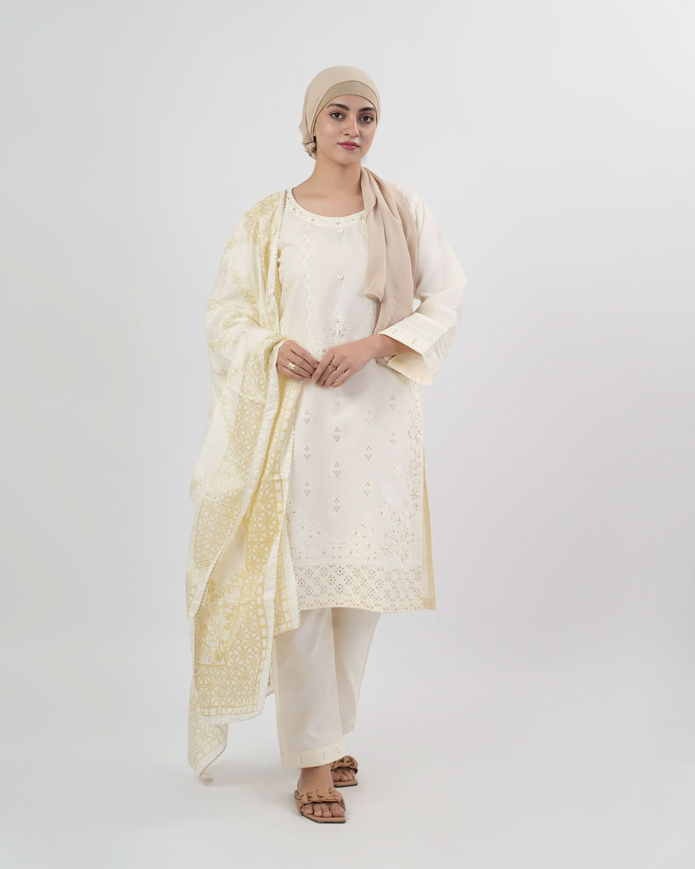 Valuables Women Embroidered 3Pcs Suit