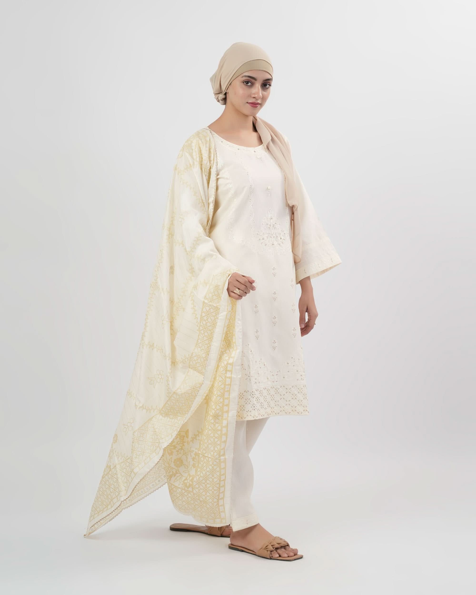 Valuables Women Embroidered 3Pcs Suit