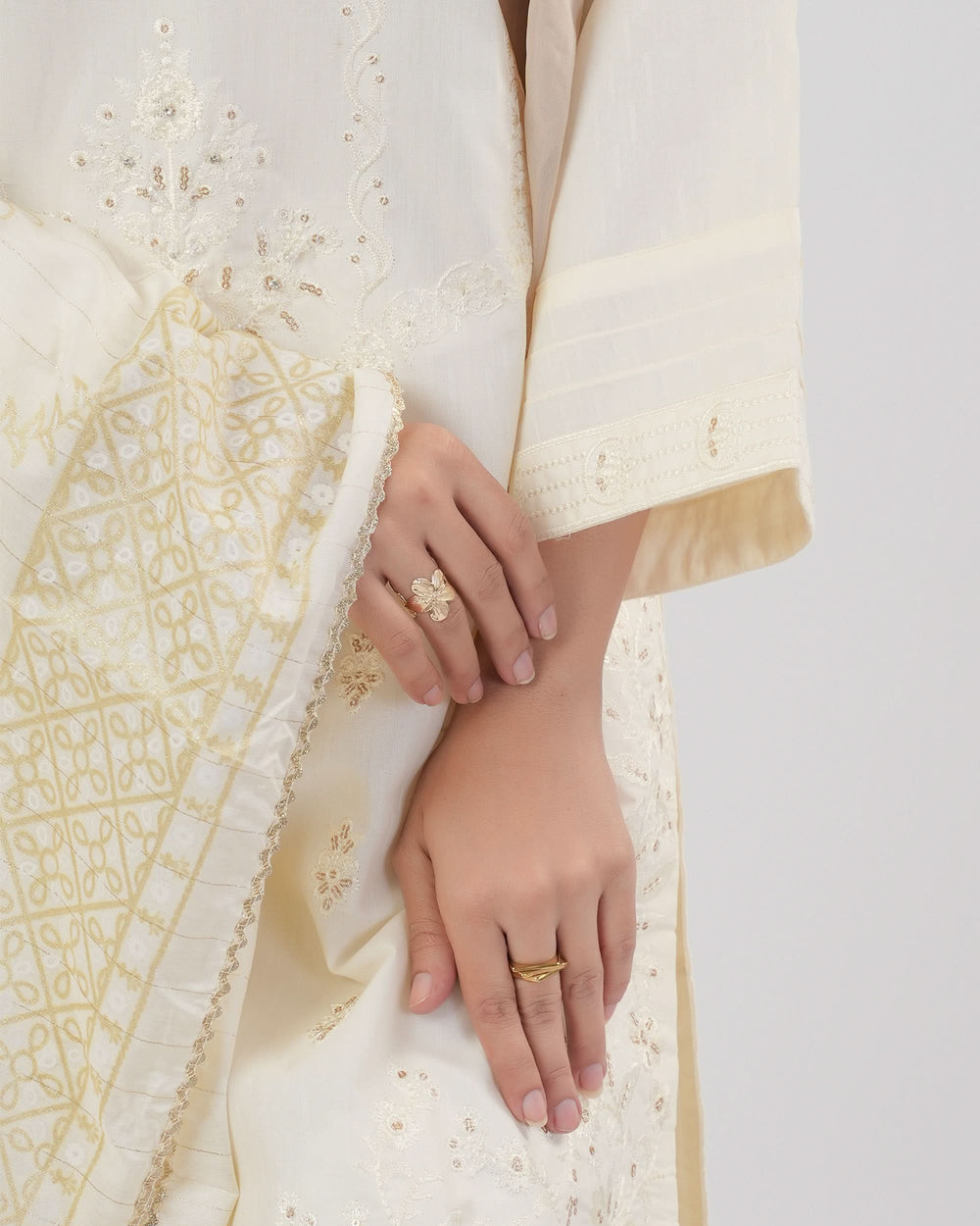 Valuables Women Embroidered 3Pcs Suit
