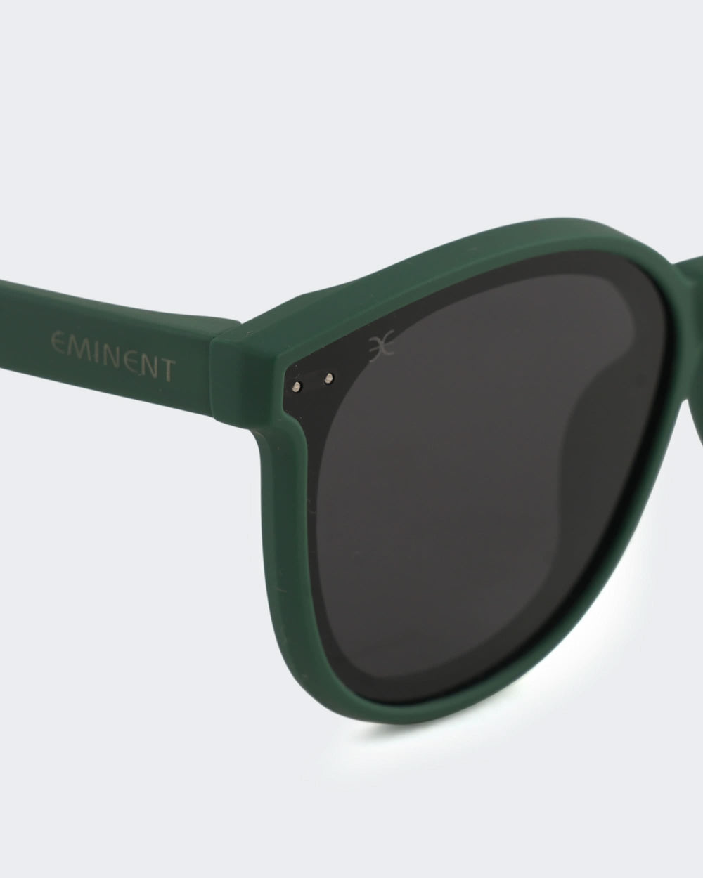 Eminent Classic Round Sunglasses